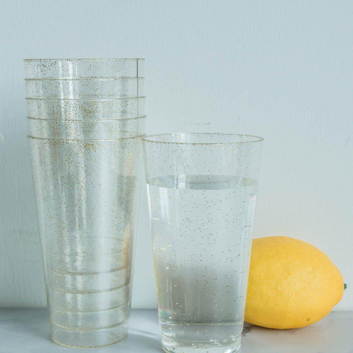 12-Pack Plastic Party Cups Clear Gold Glitter - Durable Disposable Tumblers for Drinks 17oz 5.5"
