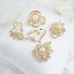 5 Pack Assorted Gold Plated Pearl and Rhinestone Brooches Floral Sash Pin Brooch Bouquet Decor