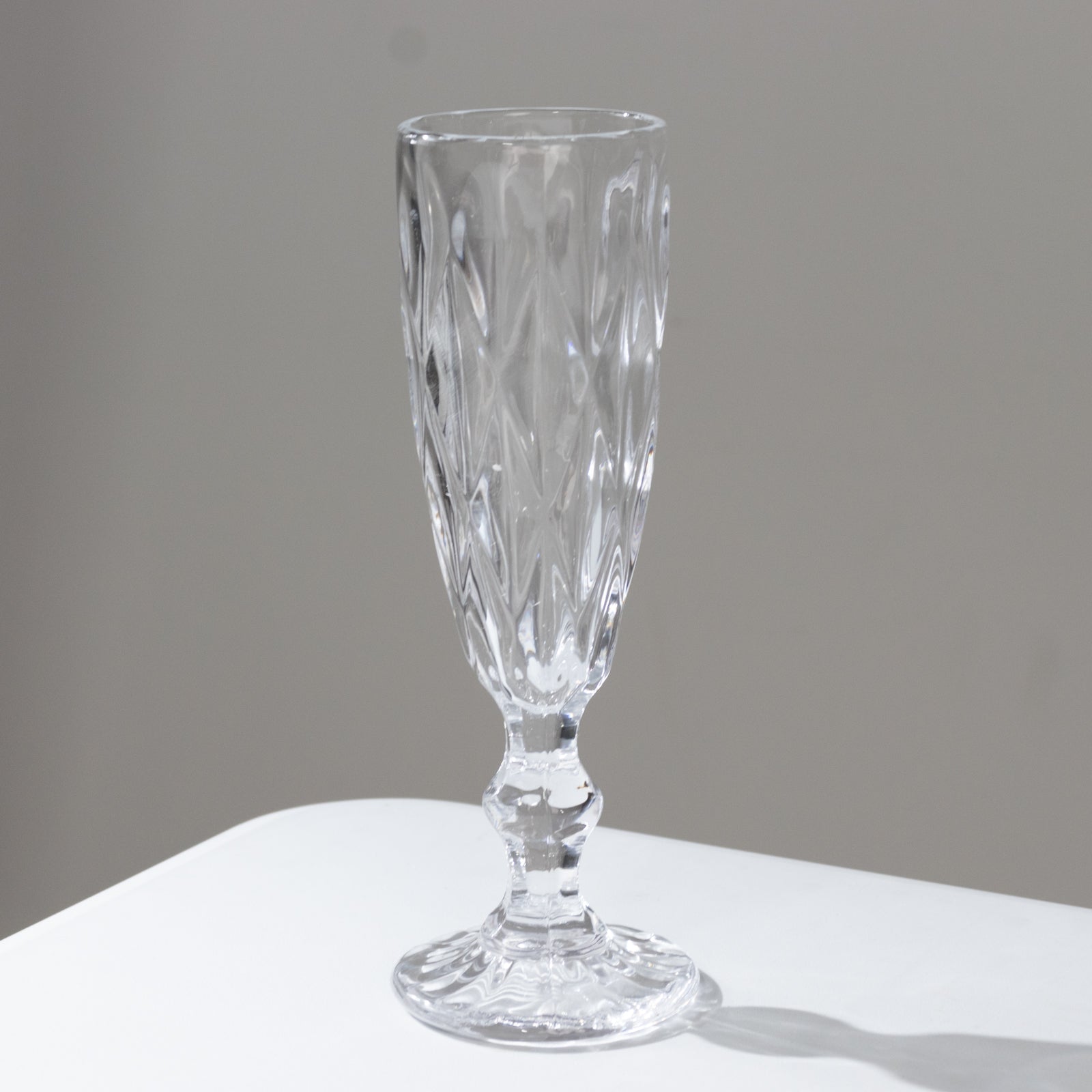 6-Pack Champagne Flute Glasses Clear Textured Crystal Cut Design - Chic Wine Goblets for Parties & Events 6oz 8"