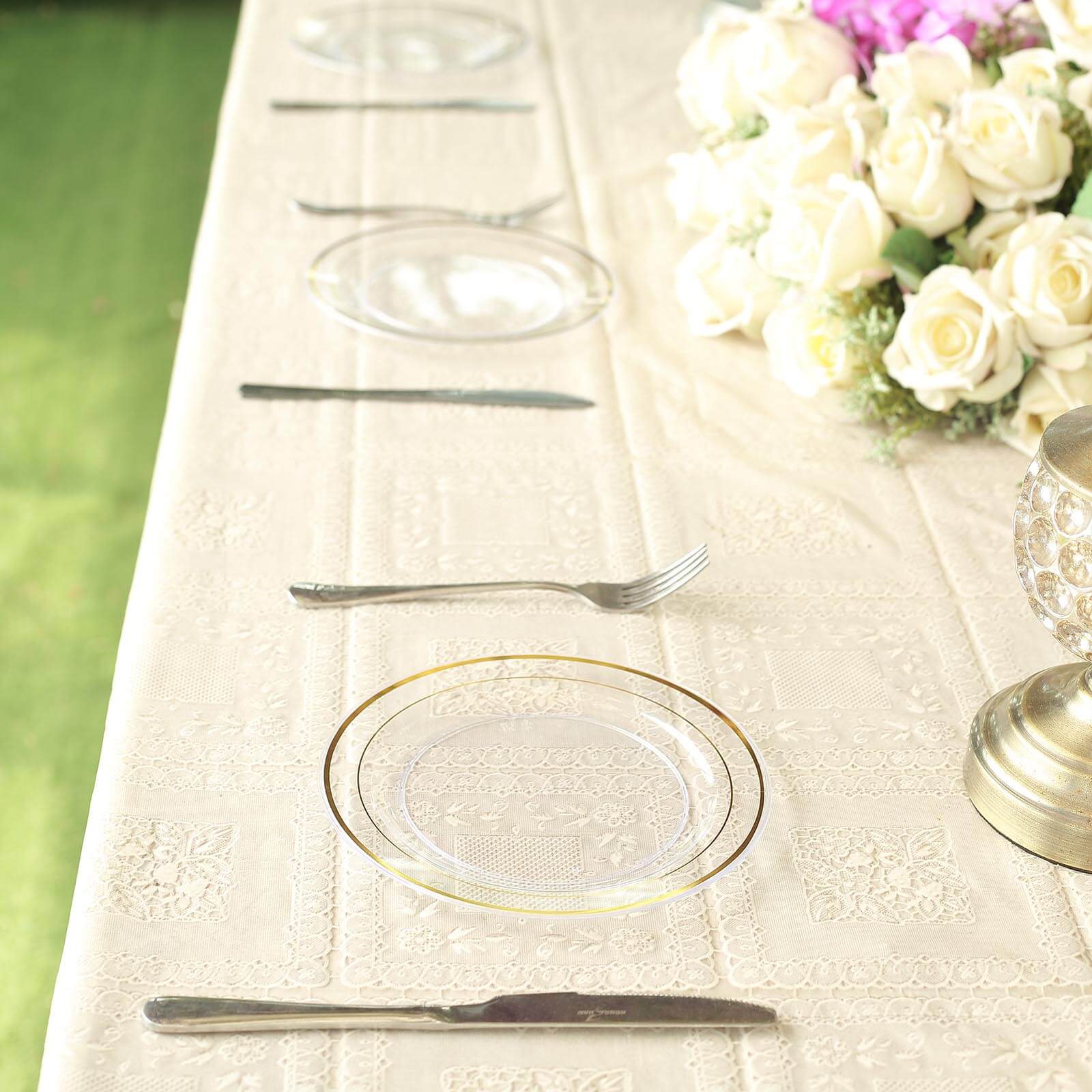10-Pack Plastic Dessert Plates Clear with Très Chic Gold Rim - Disposable Plates for Parties 8"