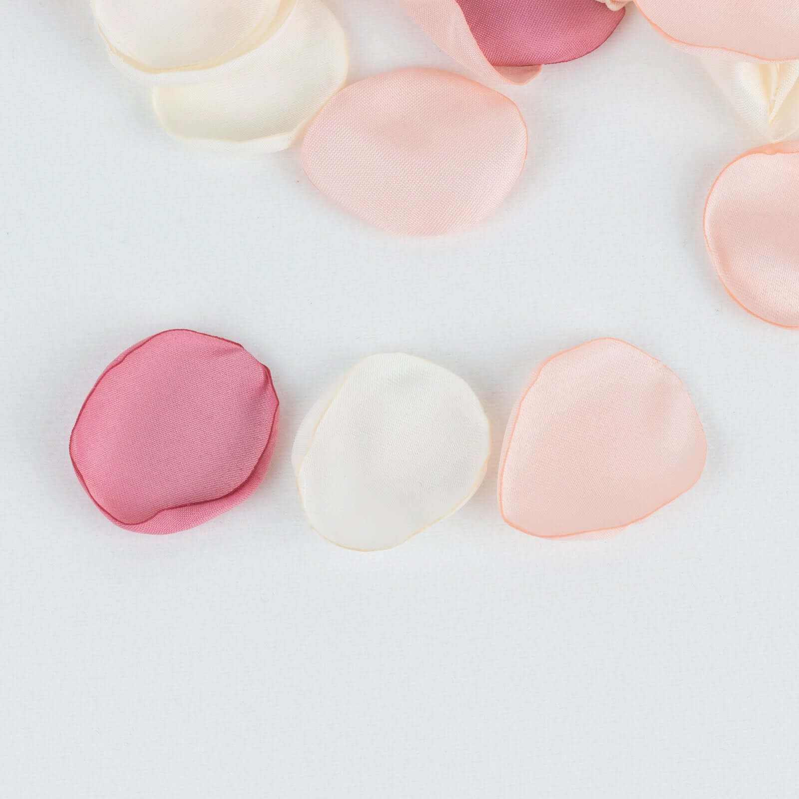 400-Pack Rose Petals Life-Like Flower Confetti Blush Mix Matte Silk Round - Decorative Event Table Scatters 2"
