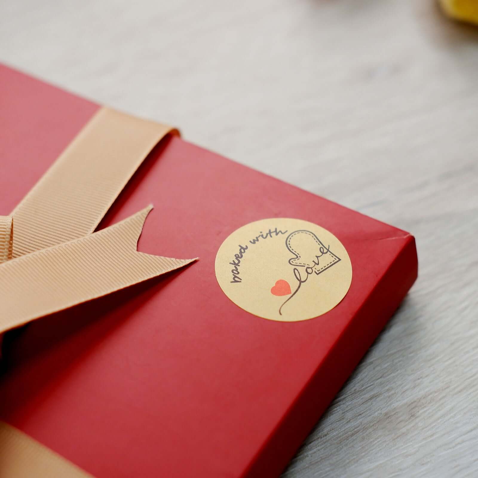 500Pcs 1.5" Baked With Love Stickers Roll, Cookie and Bakery Box Labels - Round