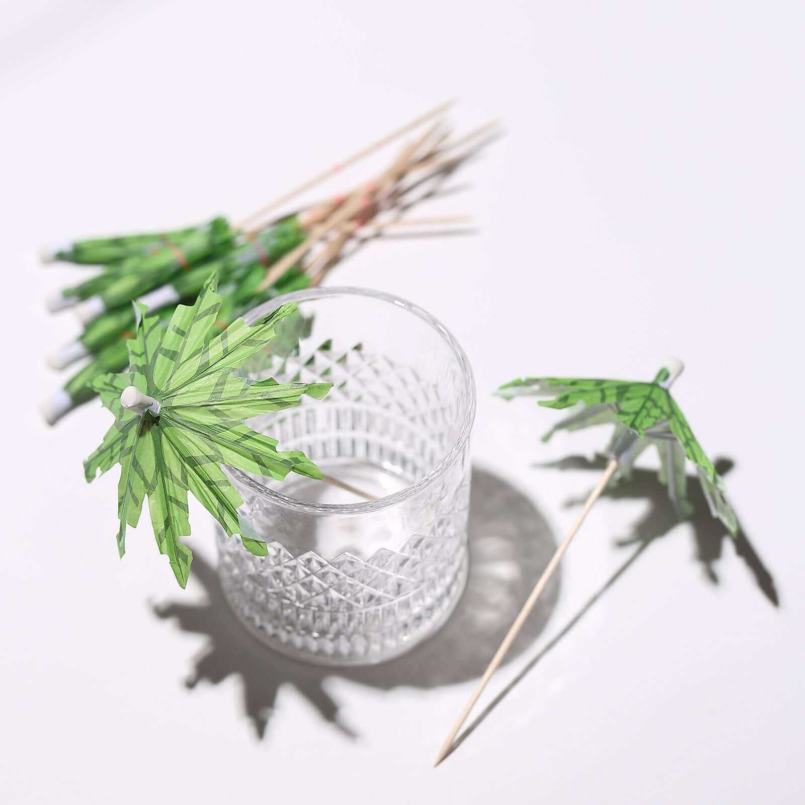 50-Pack Bamboo Cocktail Picks Tropical Leaf Parasol Design Green - Eco Friendly Disposable Drink Stick 6"