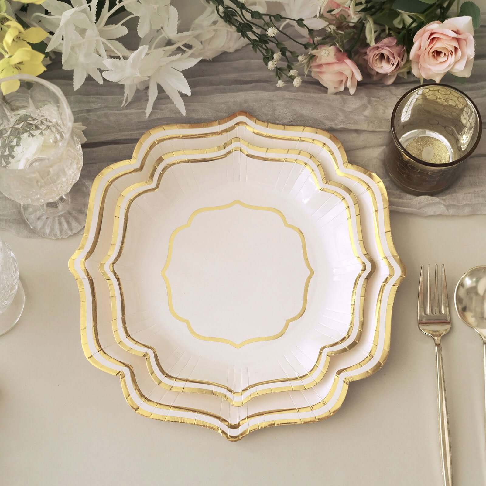 25-Pack Paper Dessert Plates in White with Gold Scallop Rim - Disposable 300GSM Appetizer Salad Plates for Classy Banquets & Celebrations 8"