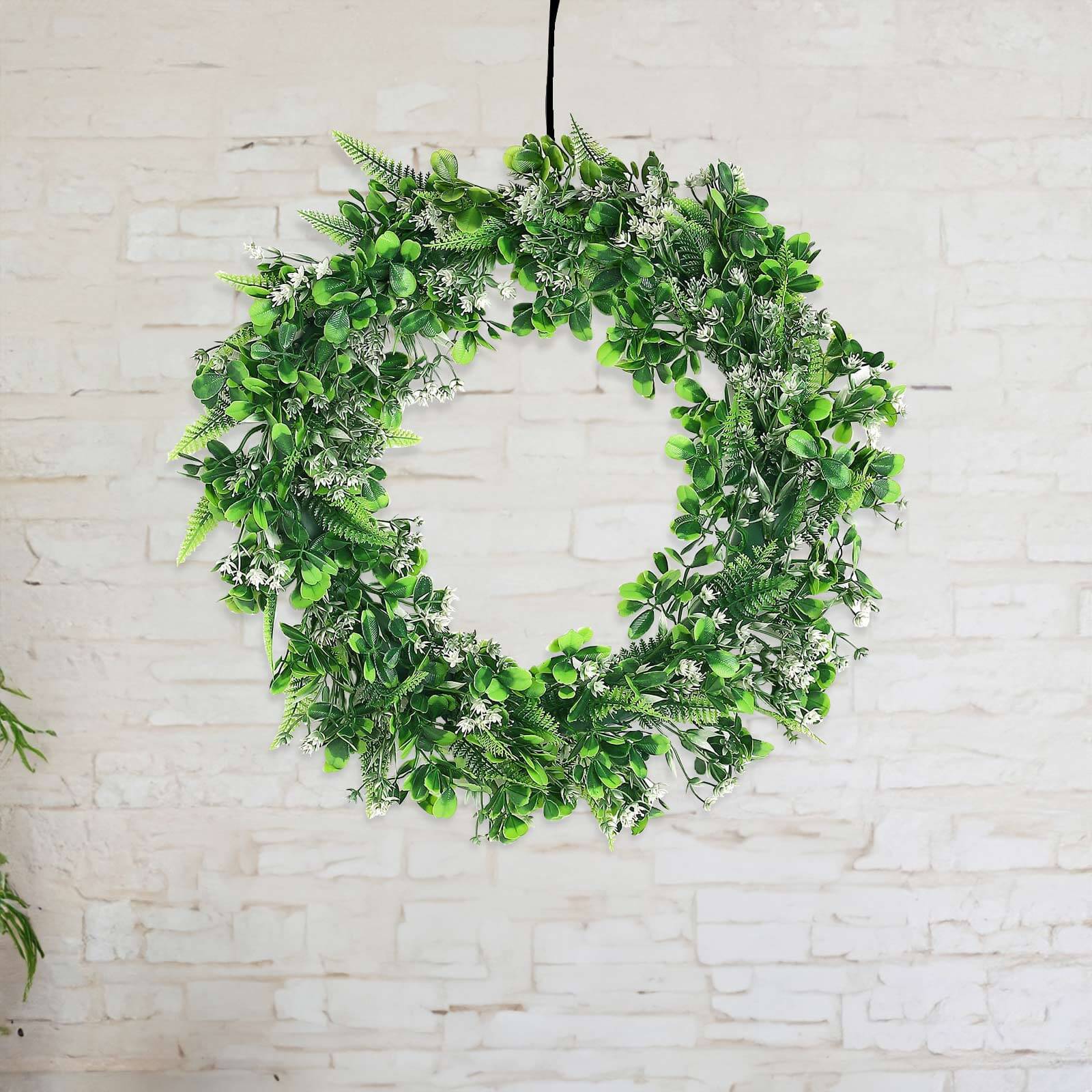 2 Pack 22" White Green Artificial Lifelike Boxwood Fern Mix Spring Wreaths