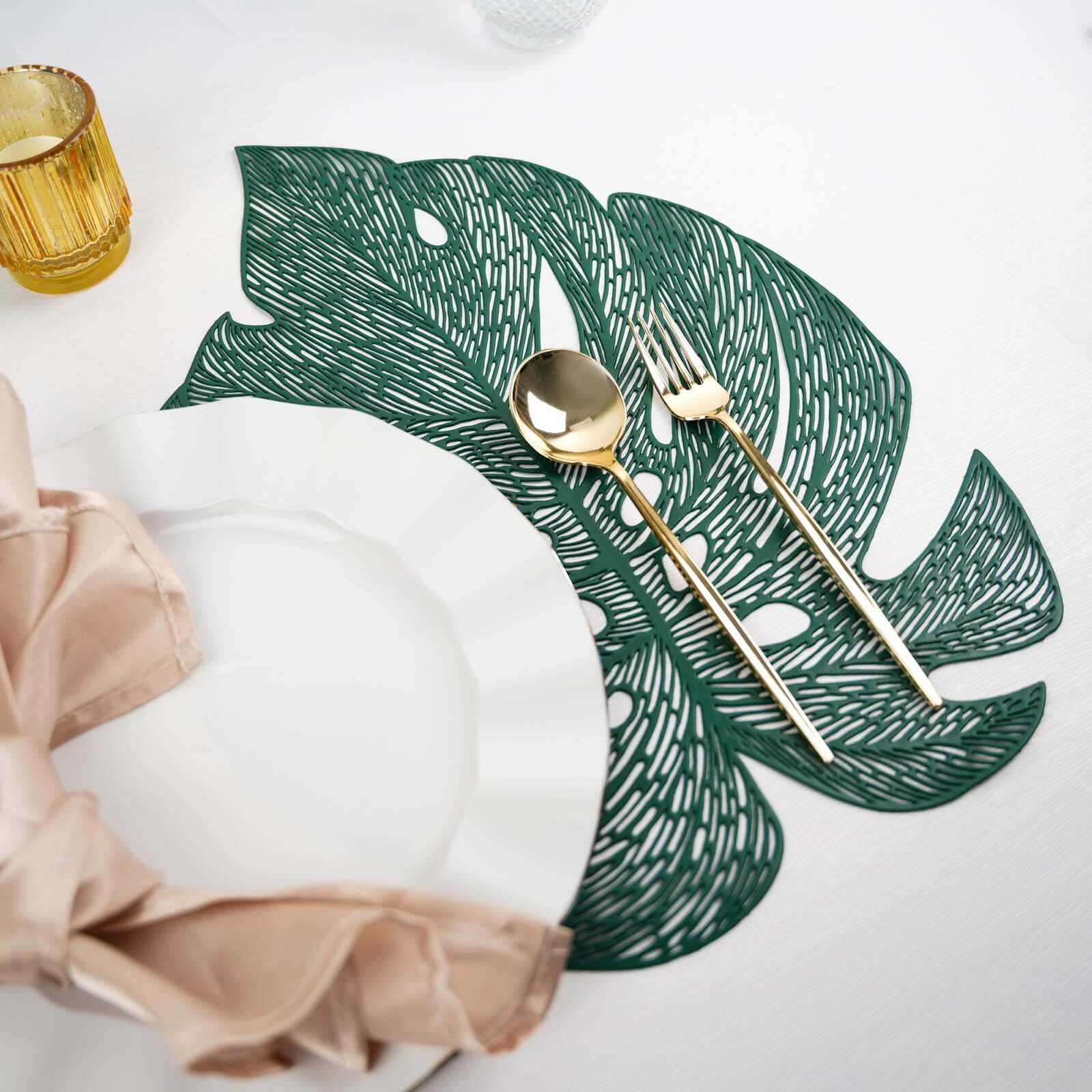 6-Pack Dining Table Mats Monstera Leaf Design Green - Vinyl Non-Slip Surface for Tropical Themes 18"