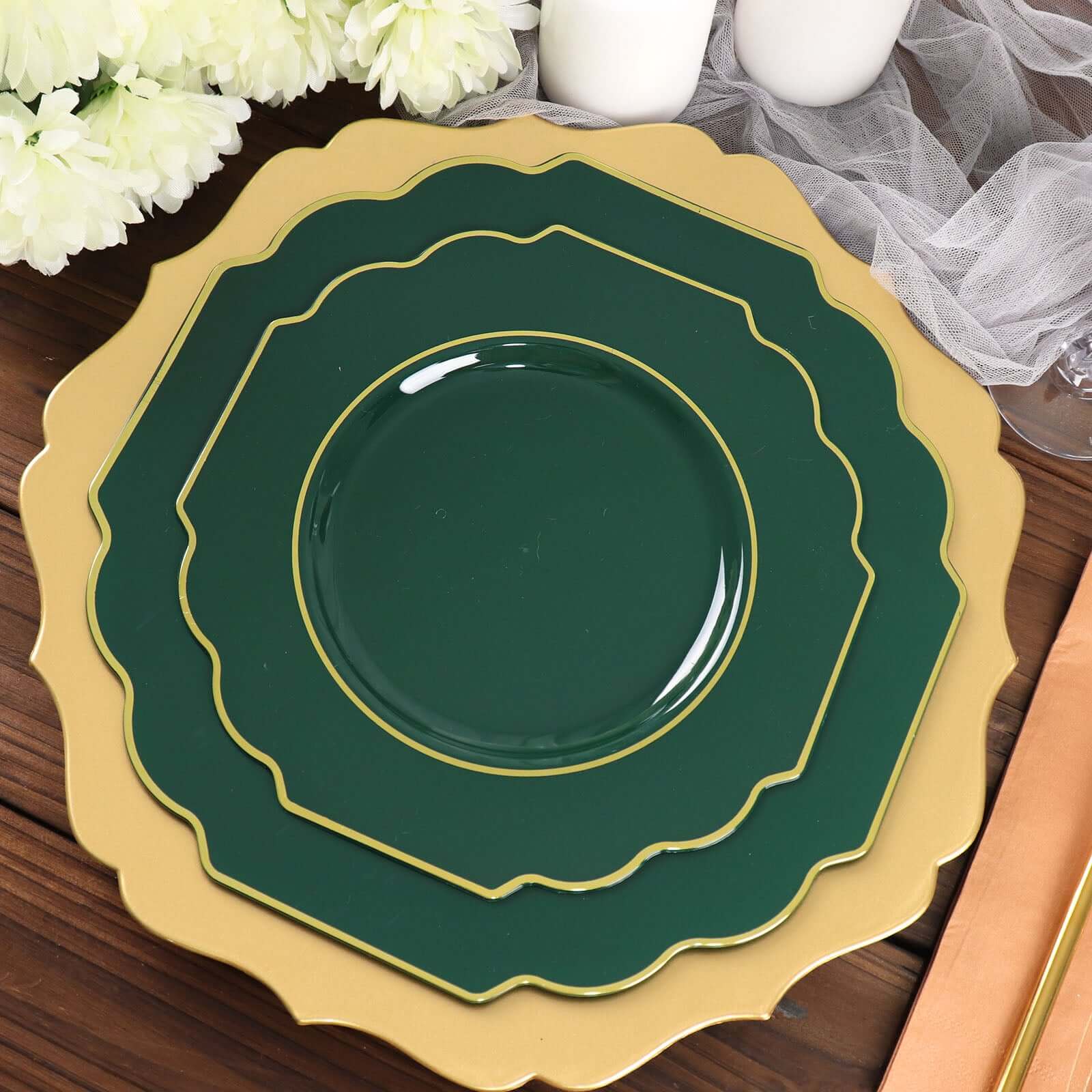 10 Pack 8" Hunter Emerald Green Hard Plastic Dessert Appetizer Plates, Disposable Tableware, Baroque Heavy Duty Salad Plates with Gold Rim