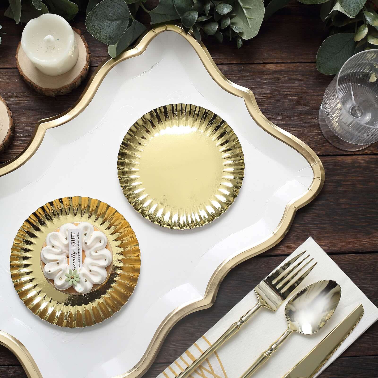 50-Pack Paper 5" Round Dessert Plates in Metallic Gold with Scalloped Rim - Disposable 250GSM Appetizer Party Plates for Banquets & Upscale Gatherings