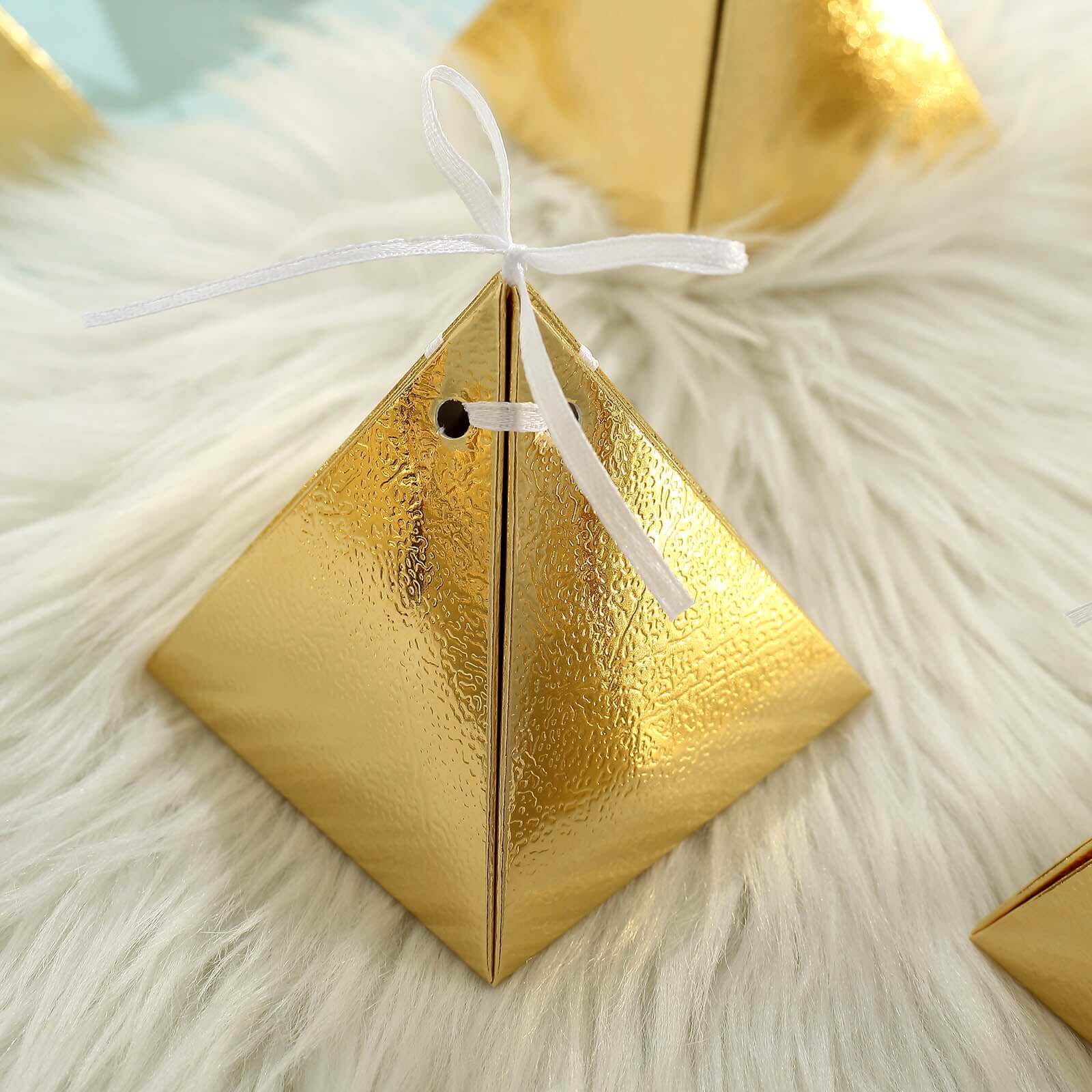 25 Pack Gold Pyramid Shaped Wedding Party Favor Candy Gift Boxes