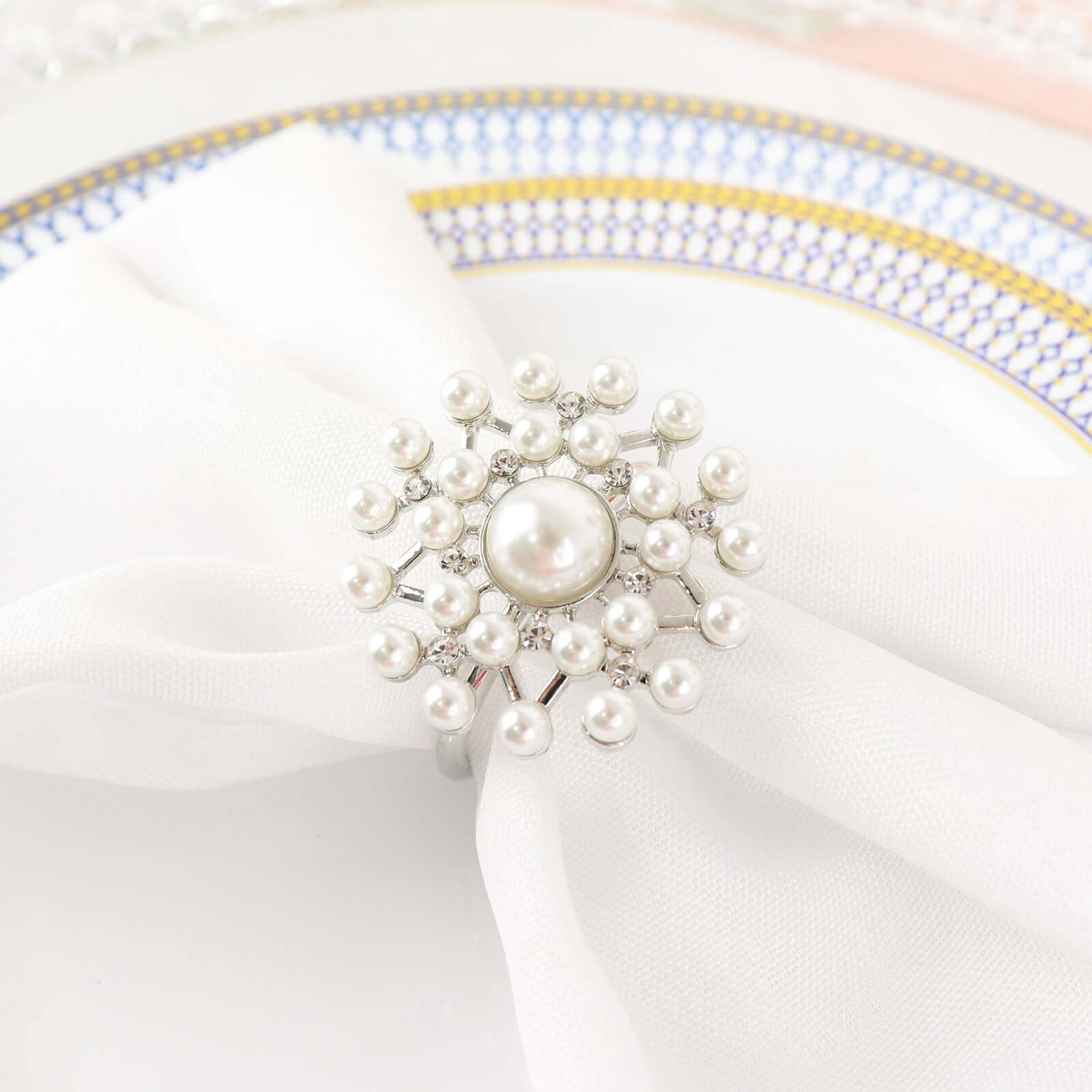 4 Pack Pearl And Diamond Rhinestone Silver Metal Napkin Rings, Decorative Napkin Buckle Holders