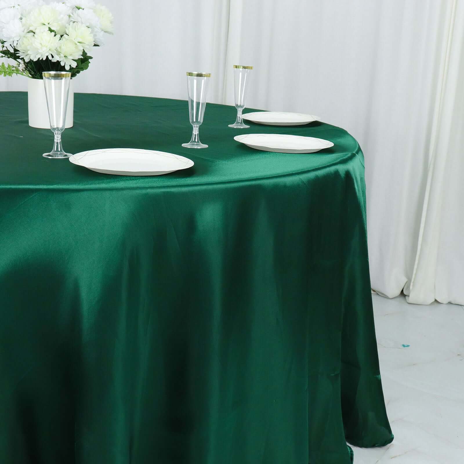 Satin 132" Round Tablecloth Hunter Emerald Green - Stylish Seamless Table Cover