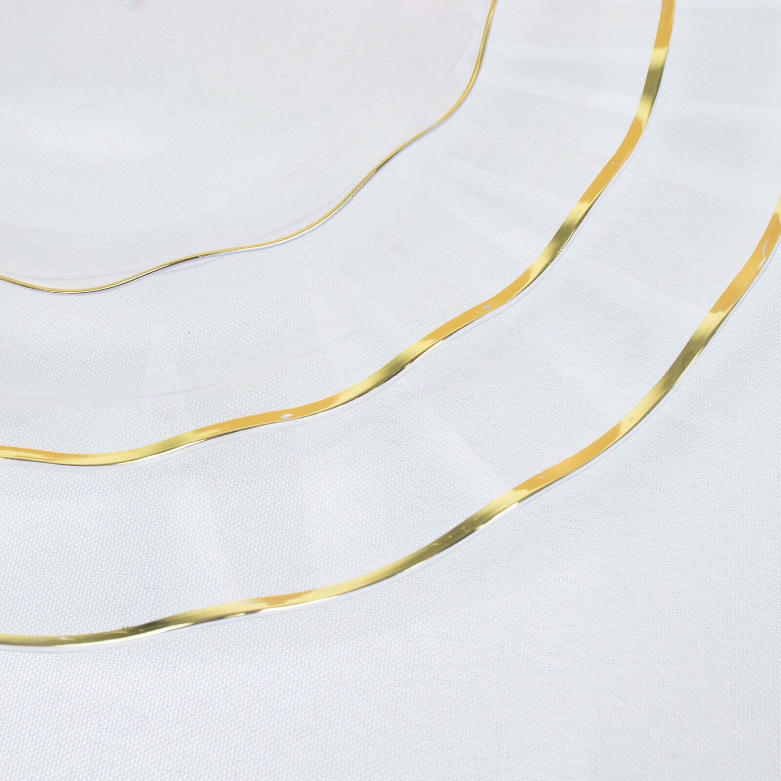 10-Pack Plastic 9" Round Dinner Plates in Clear Ruffled Rim with Gold Edging - Sturdy Disposable Dinnerware