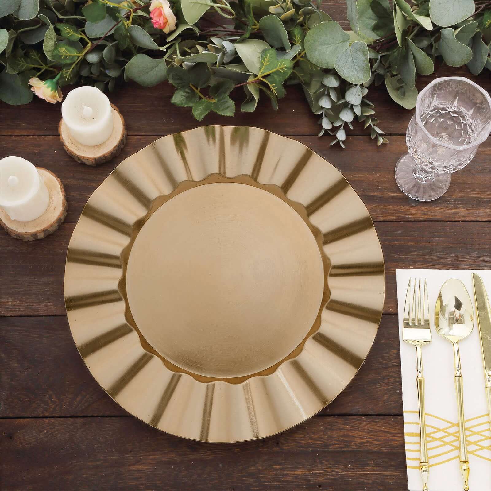 6-Pack Acrylic Plastic Round Charger Plates 13" in Gold with Wavy Scalloped Rim, Decorative Dinner Party Charger Tableware