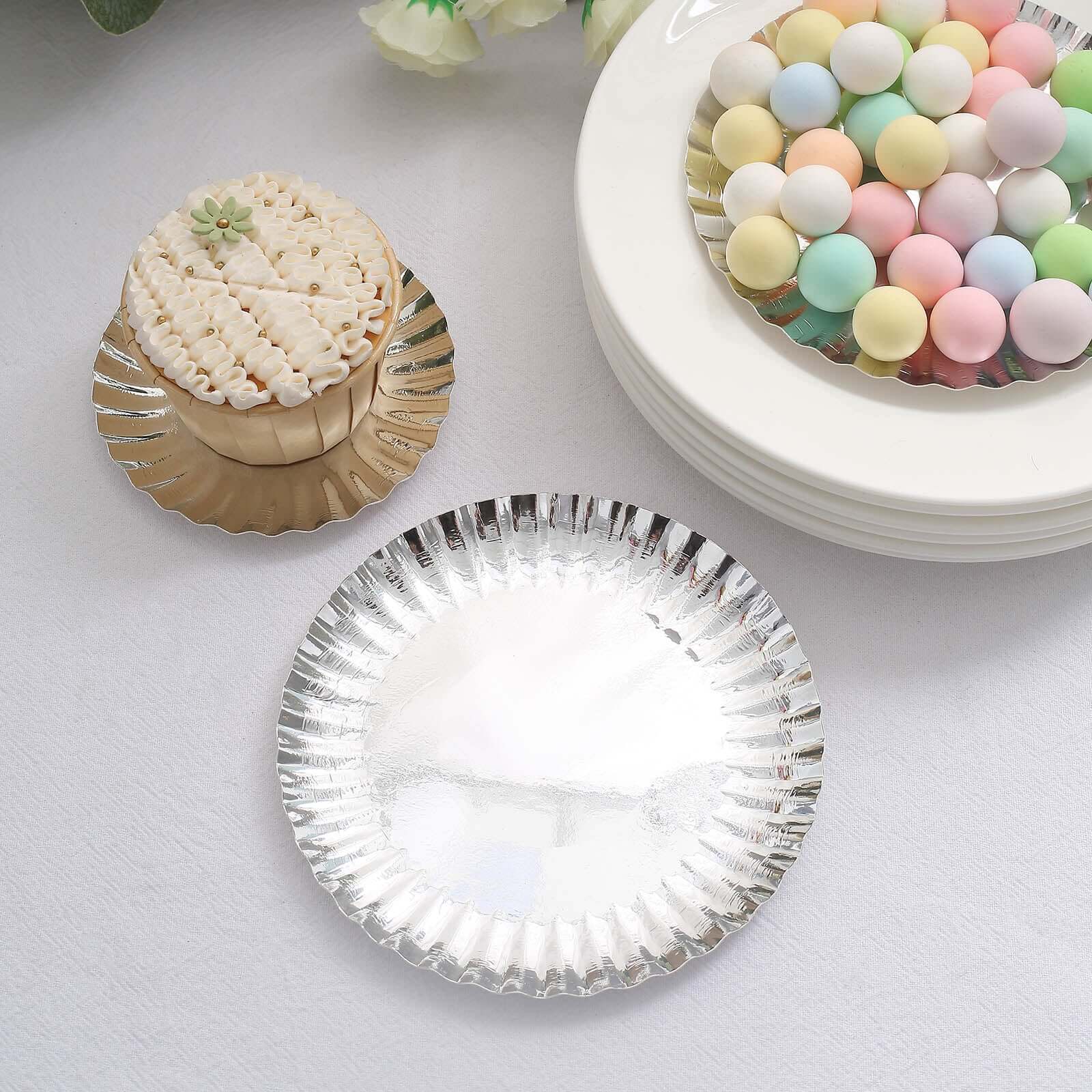 50-Pack Paper 5" Round Dessert Plates in Metallic Silver with Scalloped Rim - Disposable 250GSM Appetizer Party Plates