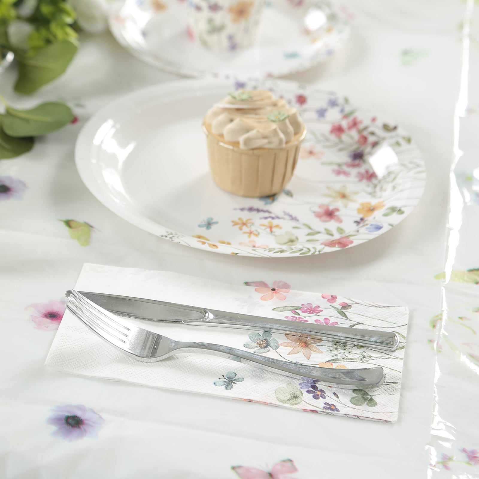 50-Pack Paper Dinner Napkins Wildflower Butterfly Design 2 Ply - Soft Disposable Napkins for Parties 8"x4"
