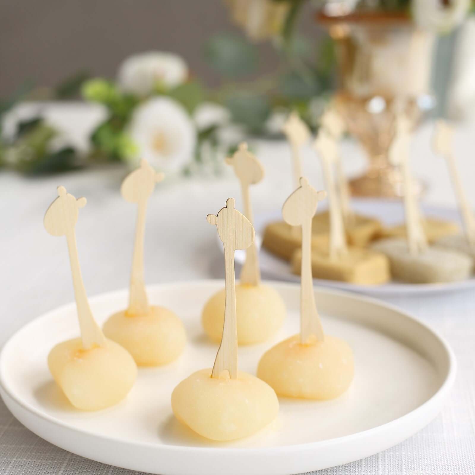 100-Pack Bamboo Cocktail Picks Giraffe Mini Forks Double Pronged Design Natural - Biodegradable Eco Friendly Party Supplies 4"