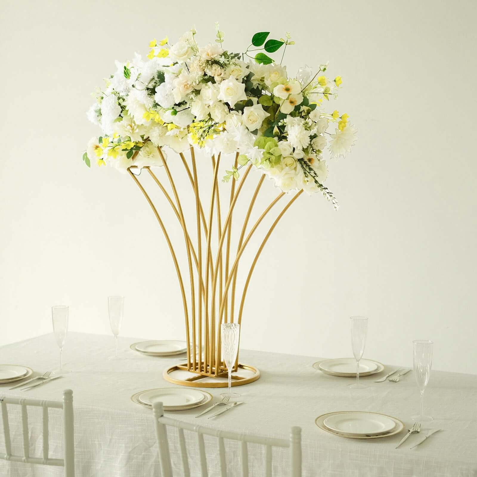 Metal Table Centerpiece Gold Scalloped Fan Shape Design - Wedding Floral Display Flower Frame Stand 32"