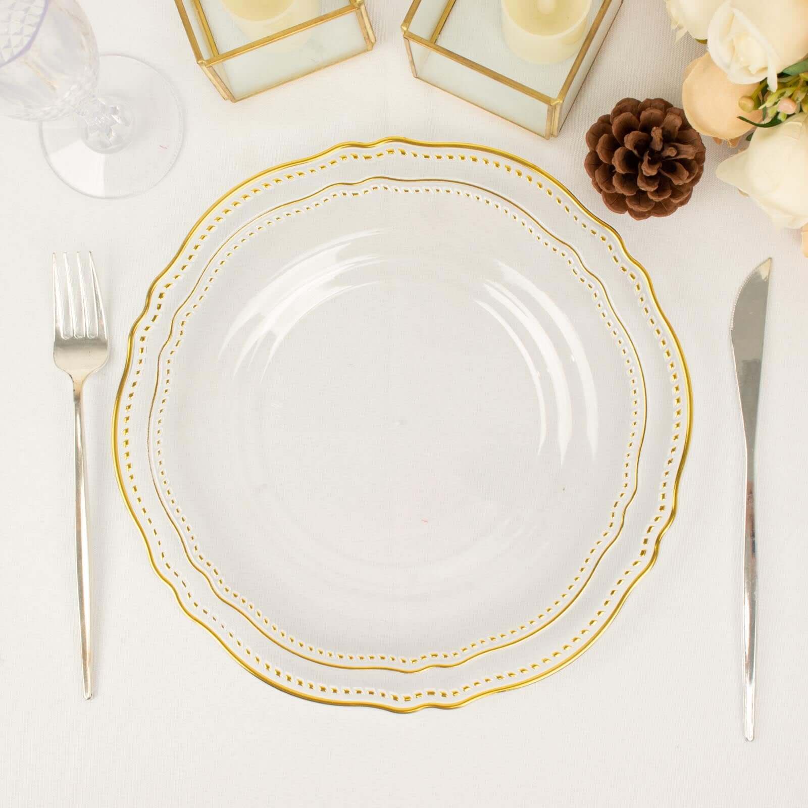 10-Pack Plastic Dinner Plates in Clear with Gold Scalloped Rim - Disposable Party Plates 9"