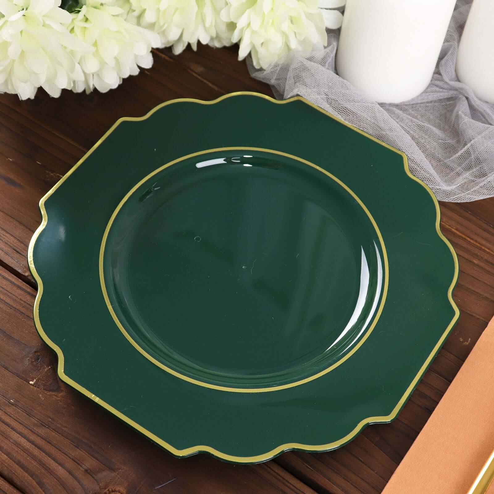 10 Pack 8" Hunter Emerald Green Hard Plastic Dessert Appetizer Plates, Disposable Tableware, Baroque Heavy Duty Salad Plates with Gold Rim