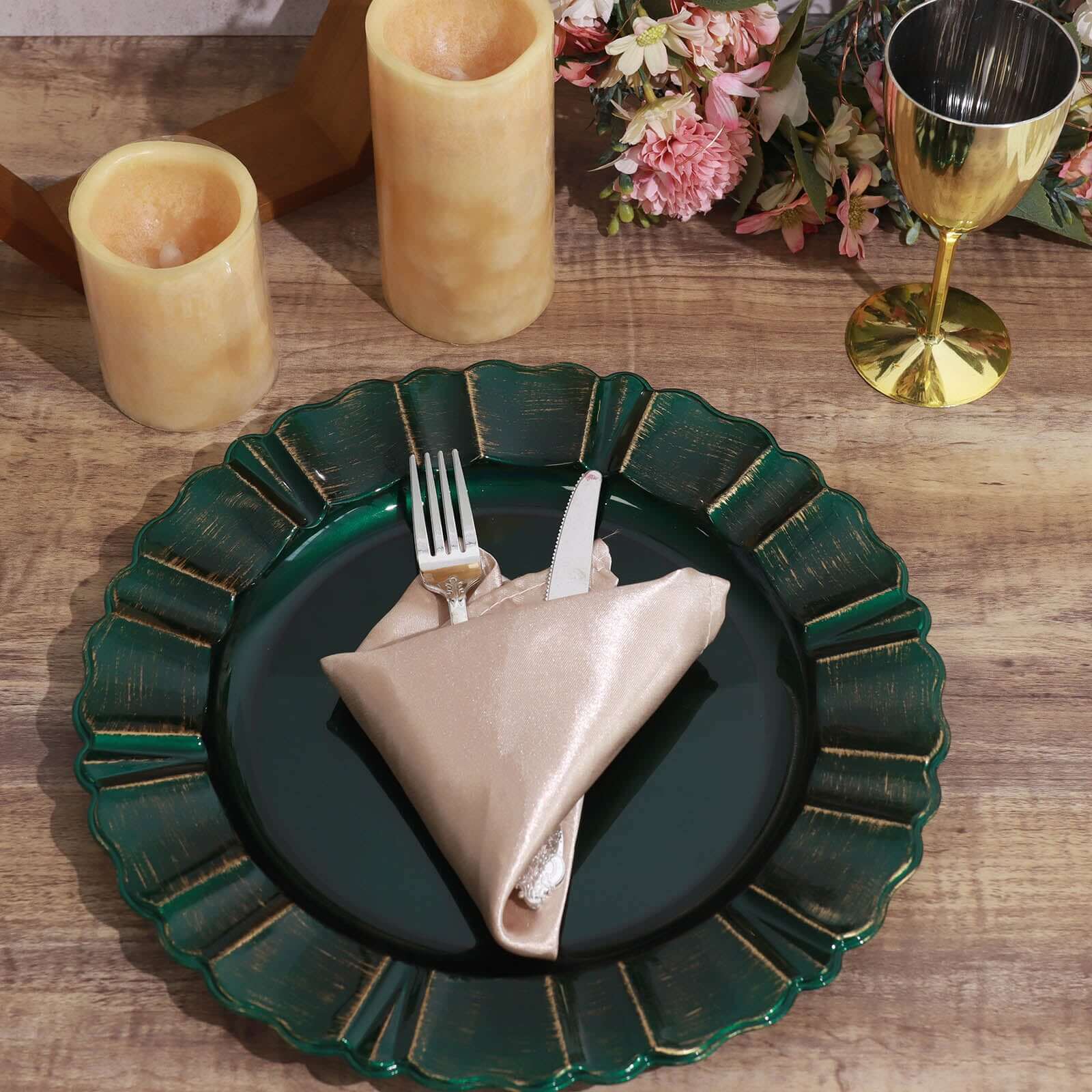 6-Pack Acrylic Plastic Round Charger Plates 13" in Hunter Emerald Green with Gold Brushed Wavy Scalloped Rim, Decorative Dinner Party Charger Tableware