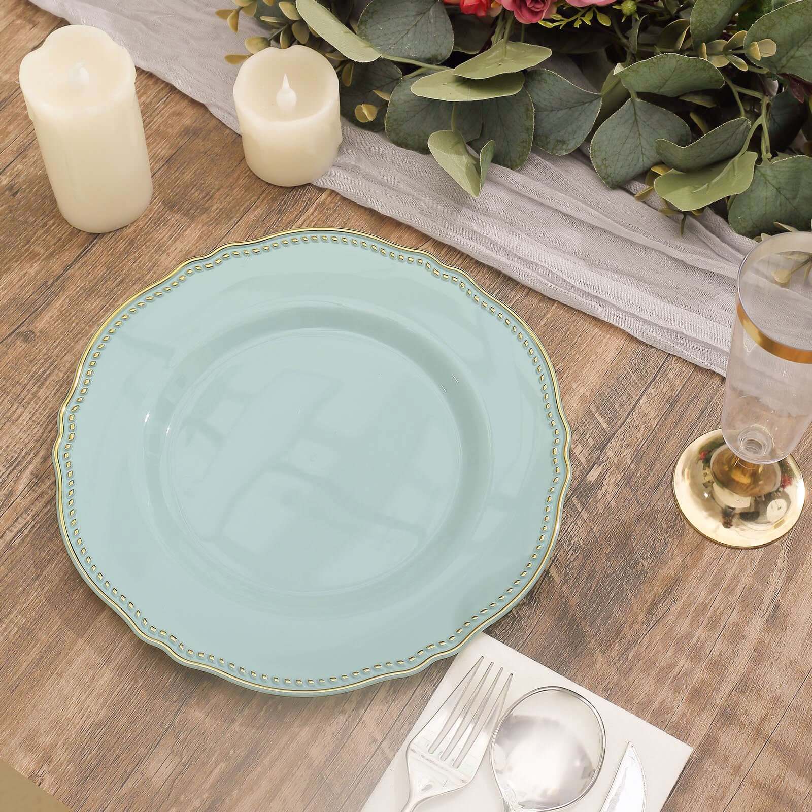 10-Pack Plastic Dinner Plates in Jade with Gold Scalloped Rim - Disposable Party Plates 9"