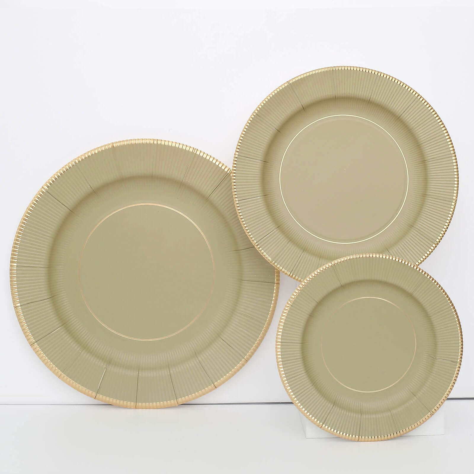 25-Pack Disposable Round Charger Plates in Khaki Sunray Design with Gold Rim - 350GSM Heavy Duty Paper Chargers 13"