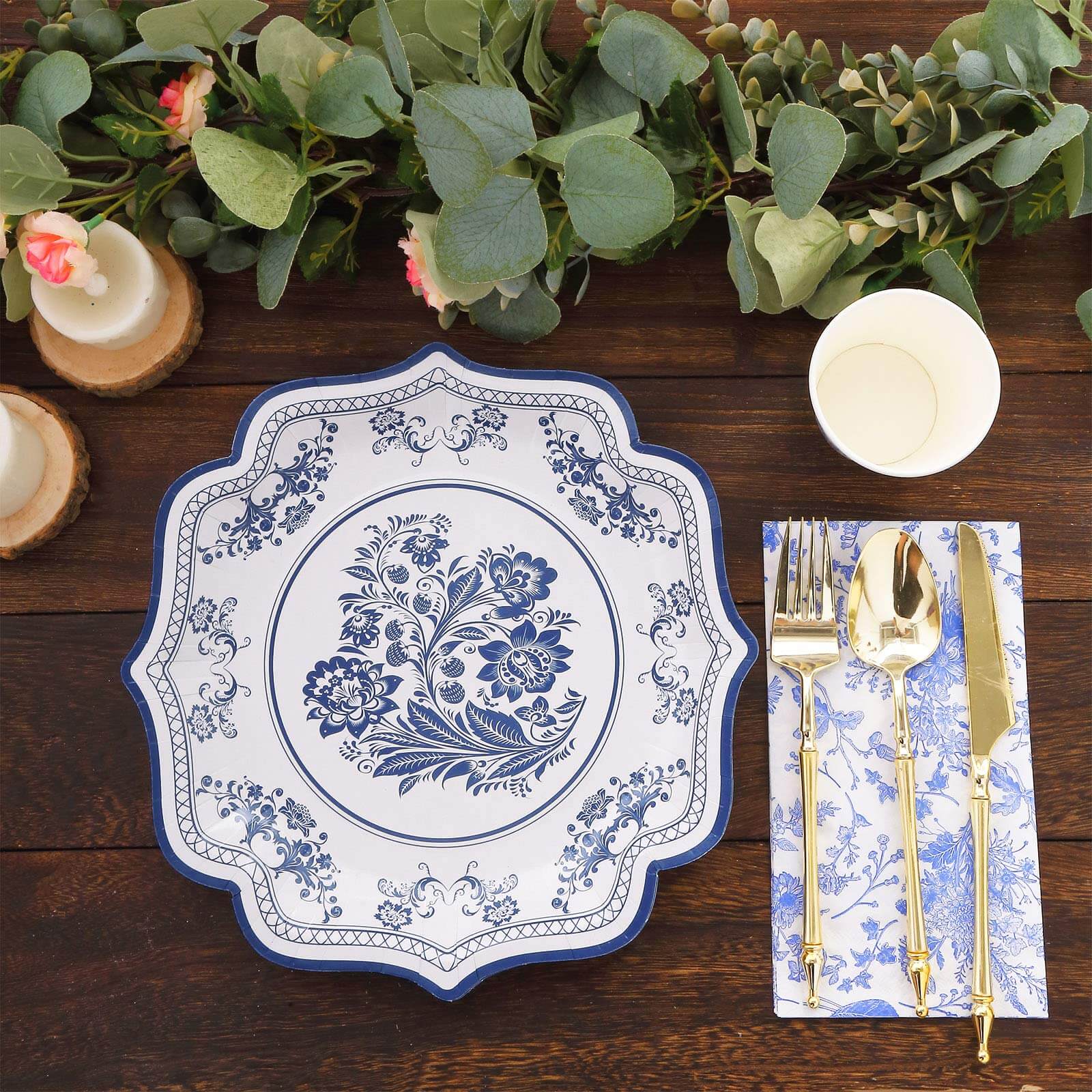 25-Pack Paper Dinner Plates in White Light Blue Damask Floral Print & Scallop Rim - Stylish Disposable 300GSM Floral Party Plates 10"