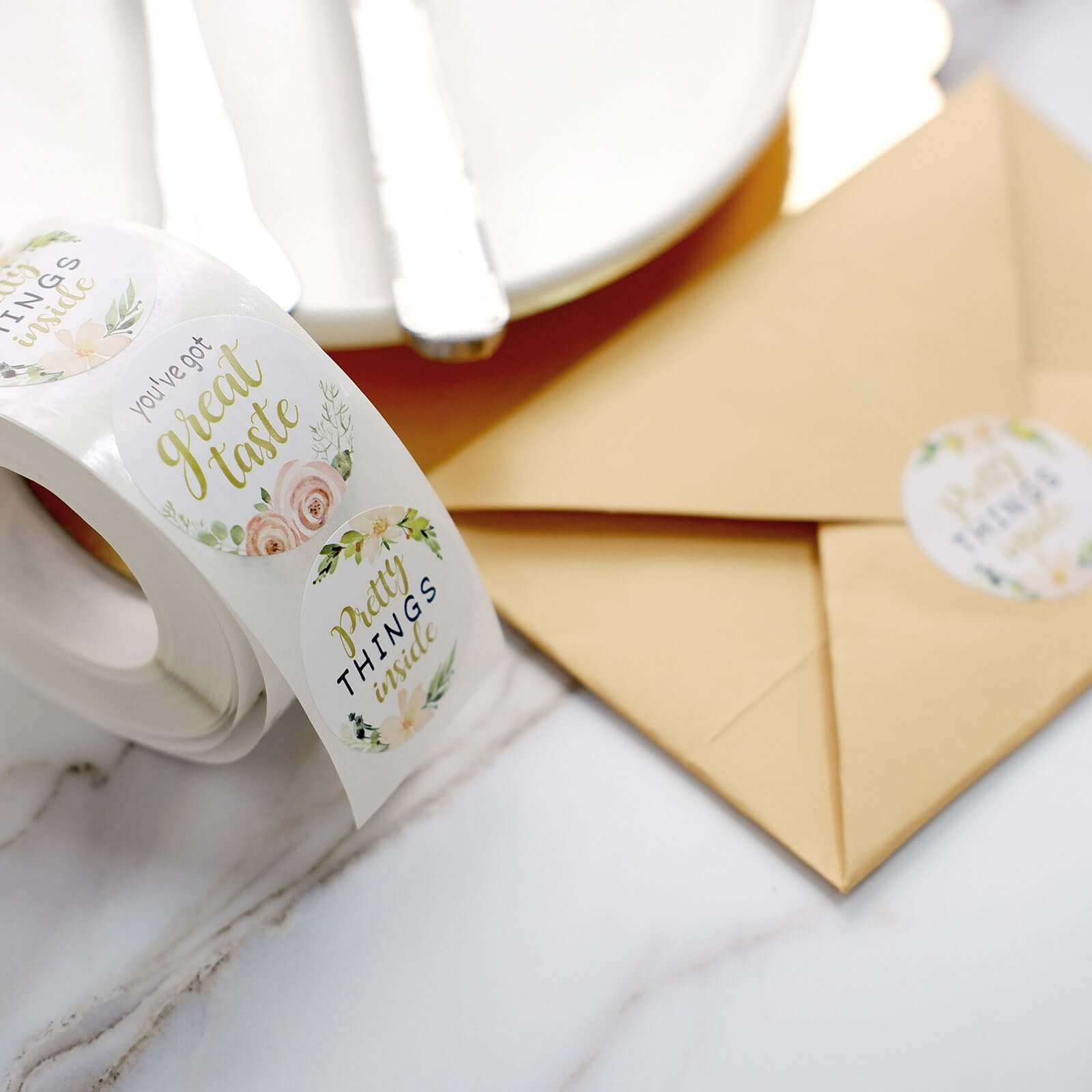 500Pcs 1.5" Thank You Themed Assorted Text Floral Stickers Roll, Labels For DIY Envelope Seal - Round