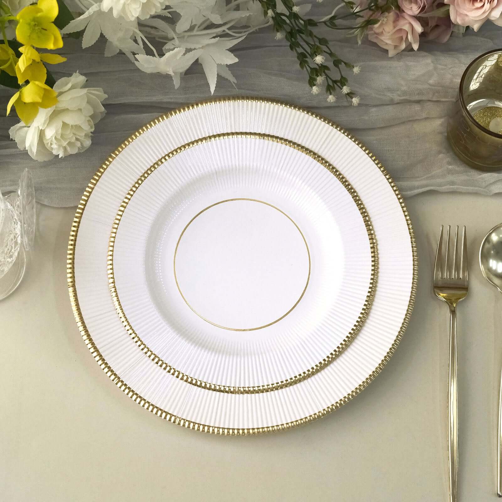 25-Pack Paper 10" Round Dinner Plates in White Sunray Design with Gold Rim - Disposable Heavy Duty 350GSM Party Plates