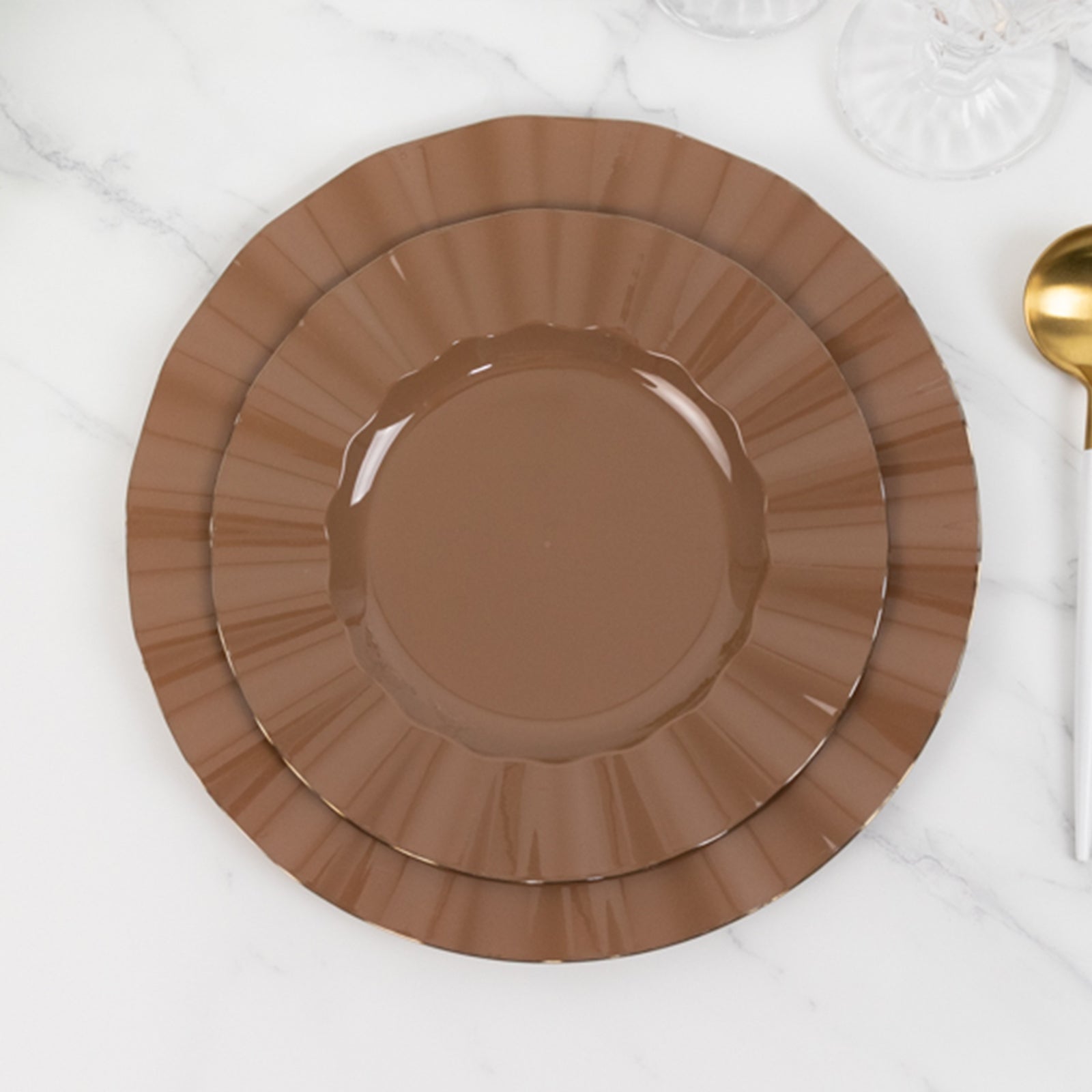 10-Pack Plastic 9" Round Dinner Plates in Coffee Brown Ruffled Rim with Gold Edging - Sturdy Disposable Dinnerware