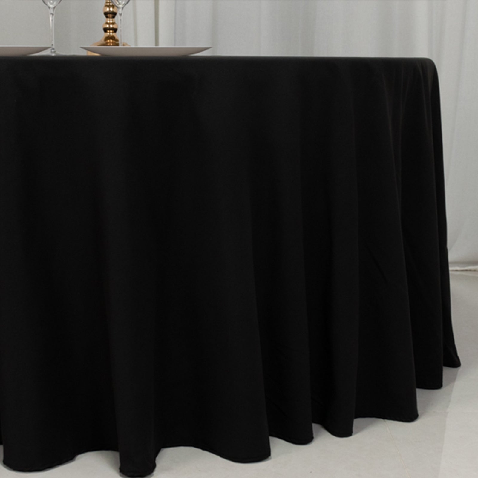 Cotton Blend 120" Round Tablecloth Black - Seamless Wrinkle-Resistant Table Cover
