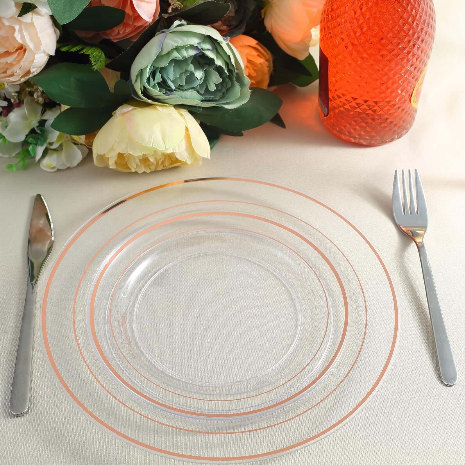 10-Pack Plastic Dinner Plates Clear with Très Chic Rose Gold Rim - Perfect Disposable Party Plates 10"
