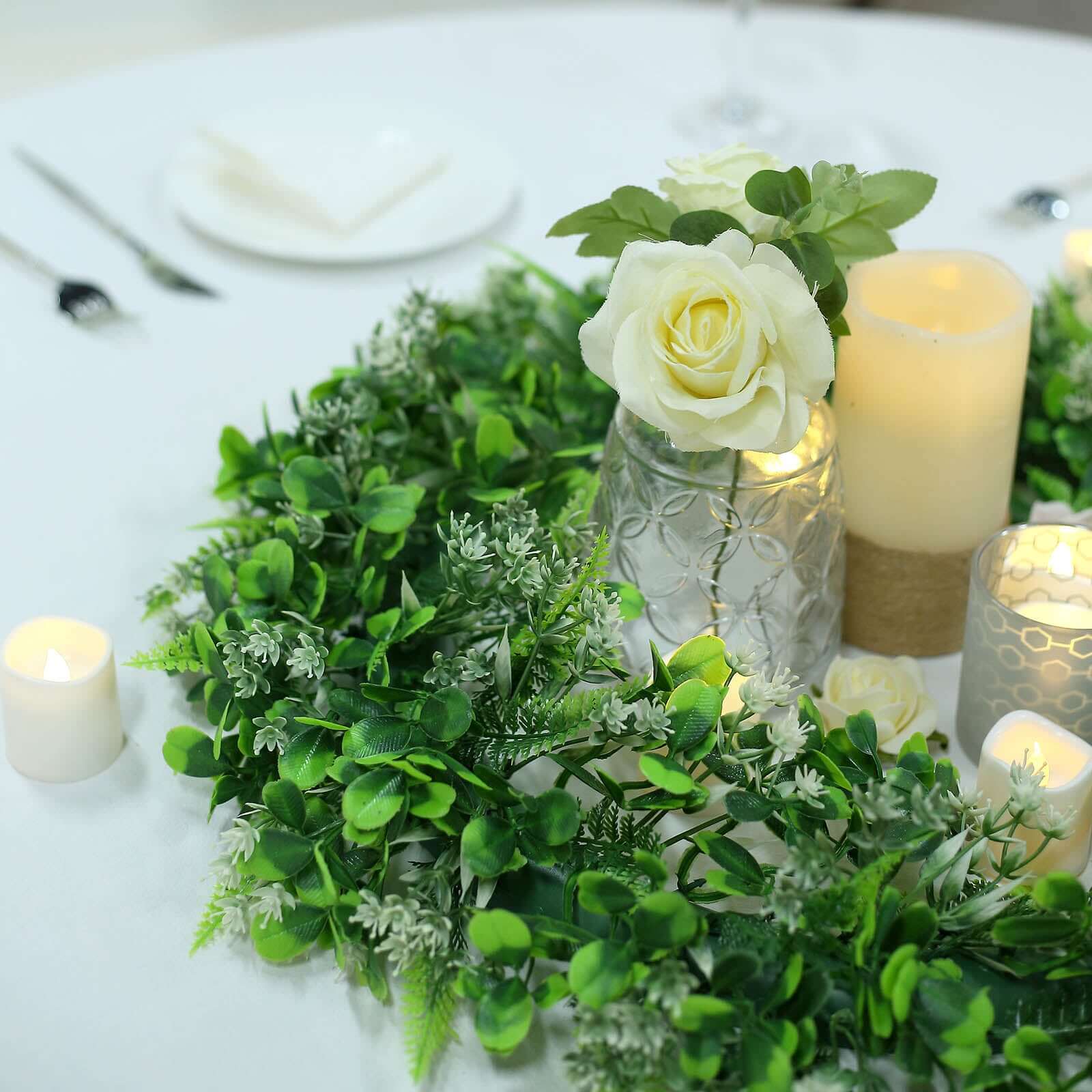 2 Pack 22" White Green Artificial Lifelike Boxwood Fern Mix Spring Wreaths