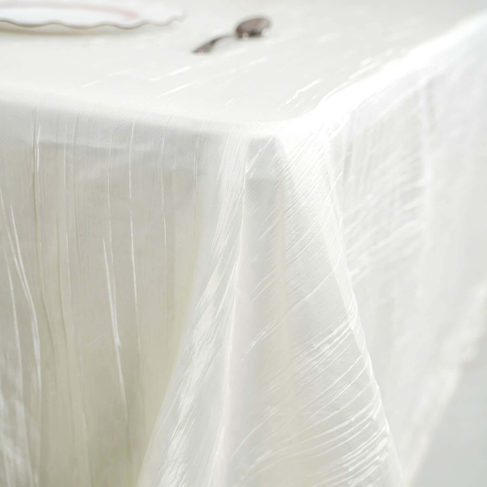 Taffeta 90"x132" Rectangle Tablecloth Ivory - Seamless Accordion Crinkle Table Cover