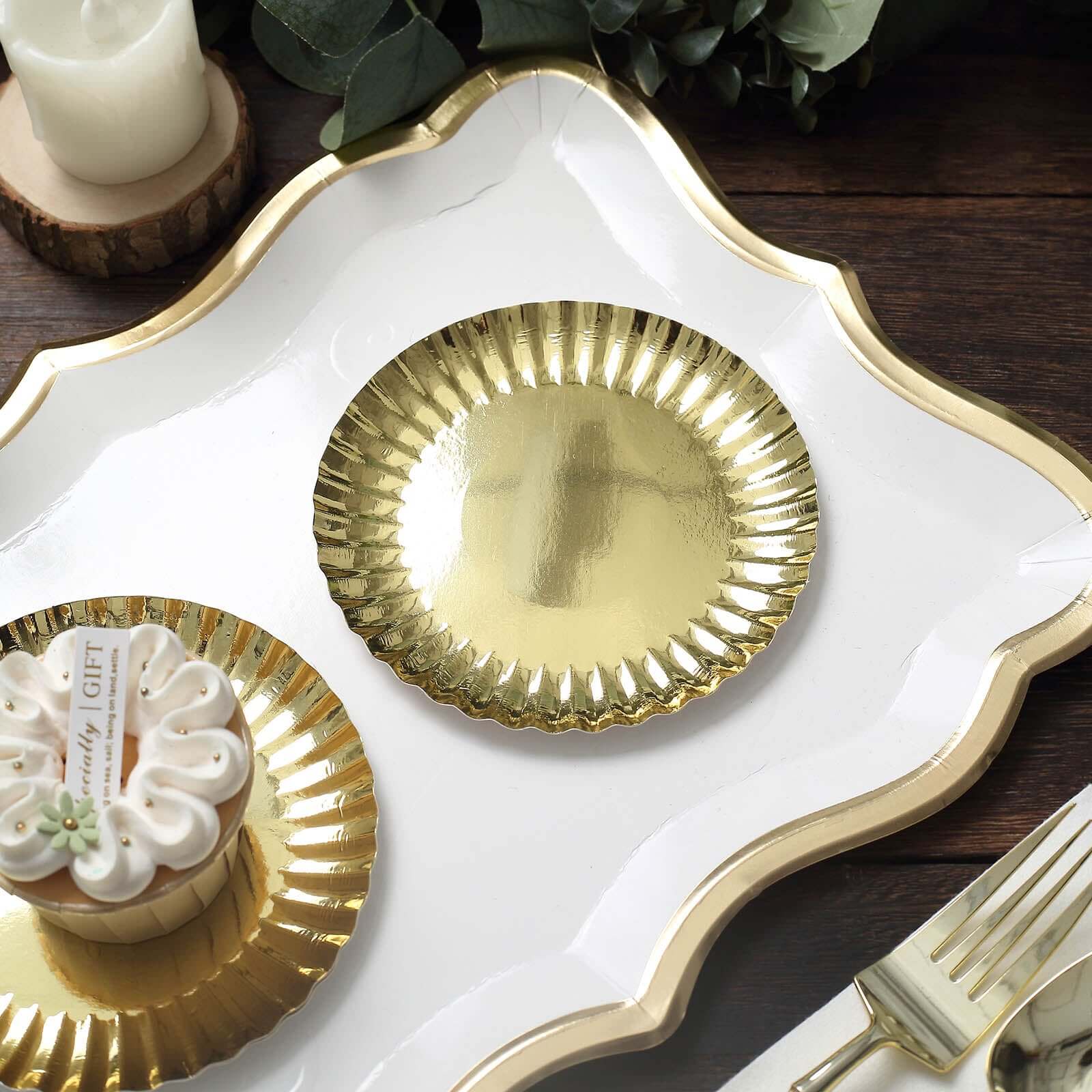 50-Pack Paper 5" Round Dessert Plates in Metallic Gold with Scalloped Rim - Disposable 250GSM Appetizer Party Plates for Banquets & Upscale Gatherings