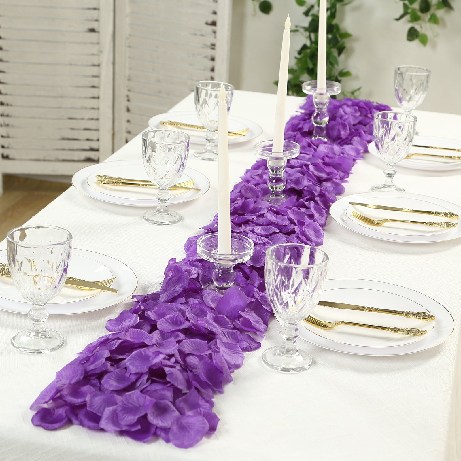 500-Pack Rose Petals Round Design Purple Silk Confetti - Decorative Scatters for Tables and Floors
