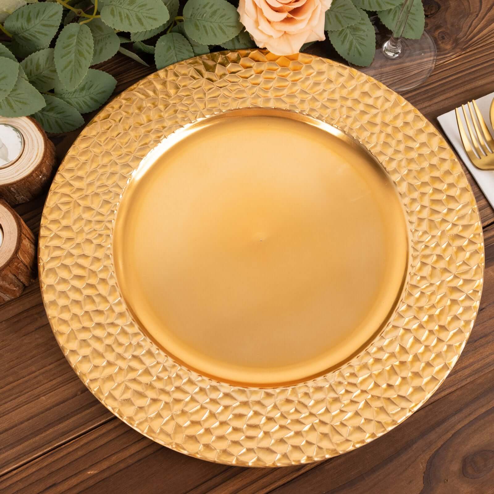 6-Pack Acrylic Round Charger Plates 13" in Metallic Gold with Hammered Rim, Plastic Decorative Dinner Party Charger Tableware