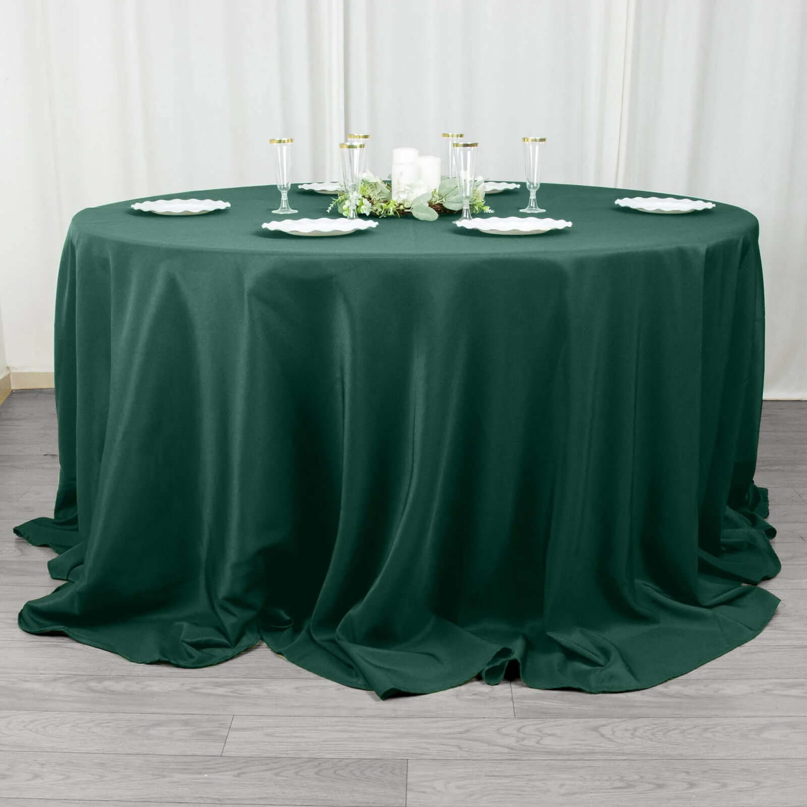 Premium Polyester 132" Round Tablecloth Hunter Emerald Green - Seamless 220GSM Wrinkle-Resistant Table Cover
