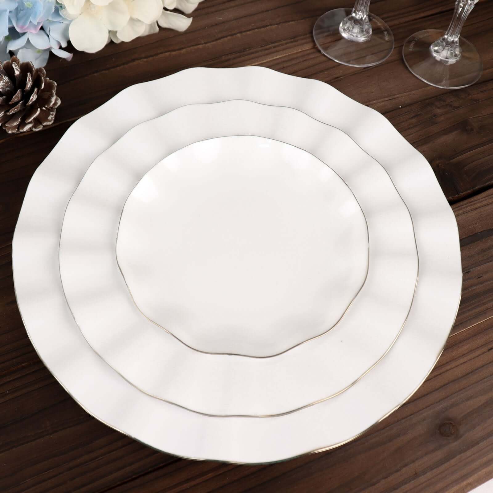 10-Pack Plastic Round 6" Dessert Plates in White Ruffled Rim with Gold Edging - Sturdy Disposable Salad Appetizer Dinnerware for Classy Events & Banquets