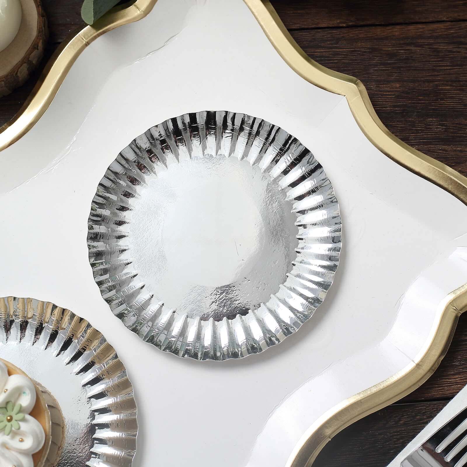 50-Pack Paper 5" Round Dessert Plates in Metallic Silver with Scalloped Rim - Disposable 250GSM Appetizer Party Plates