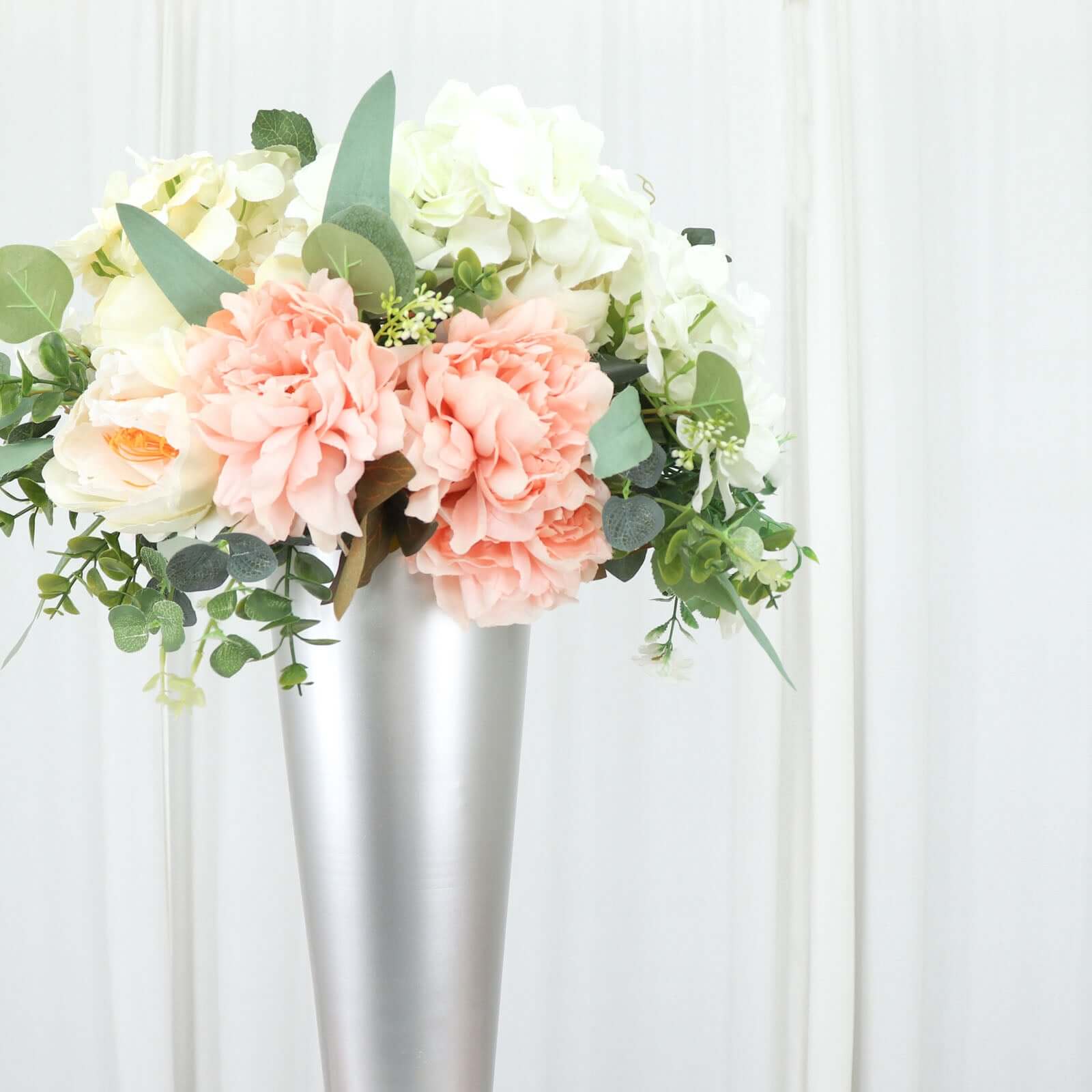 Metal Trumpet Vase Brushed Silver - Durable Design for Stylish Wedding Displays 24"