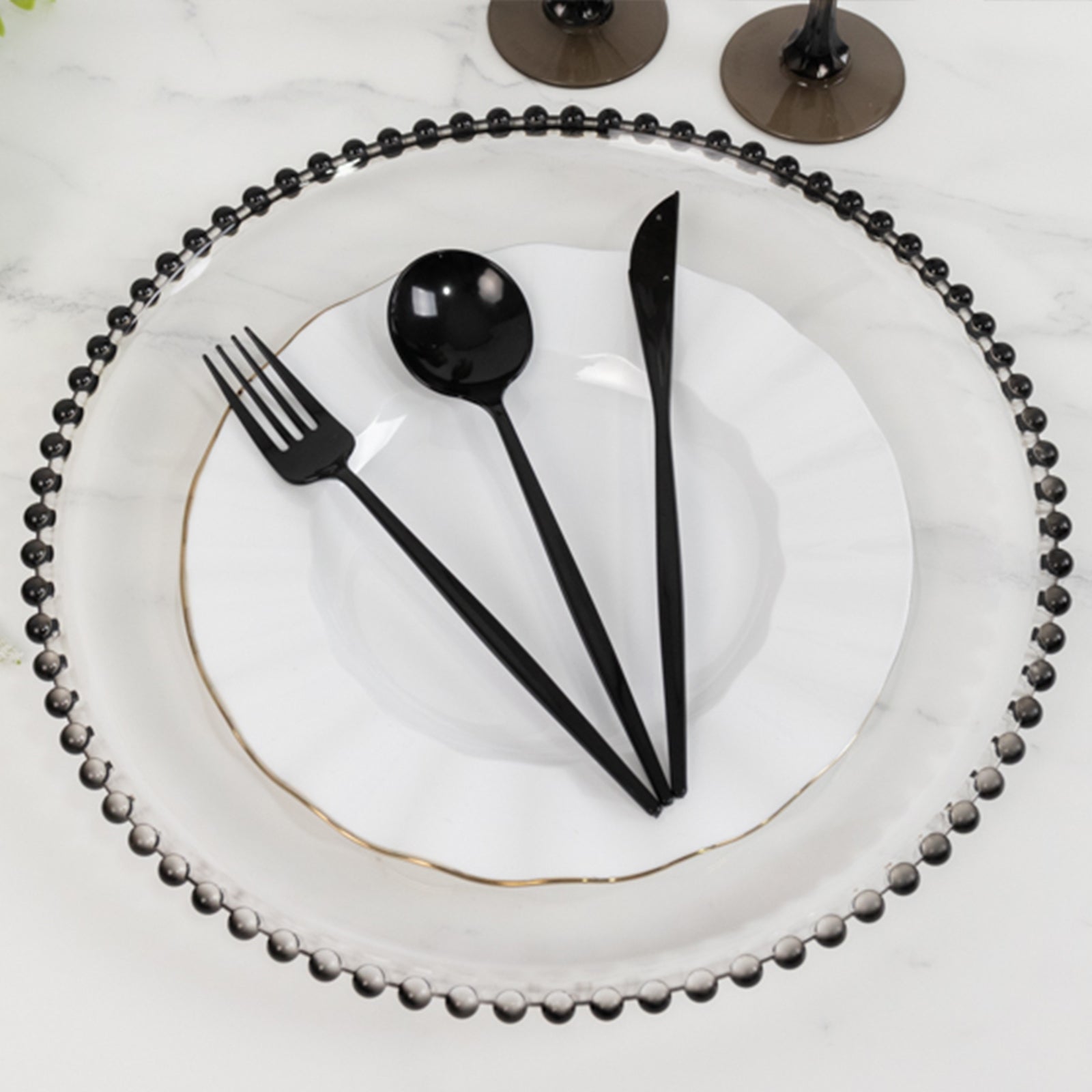 6-Pack Acrylic Round Charger Plates 13" in Clear with Black Beaded Rim, Decorative Dinner Party Charger Tableware