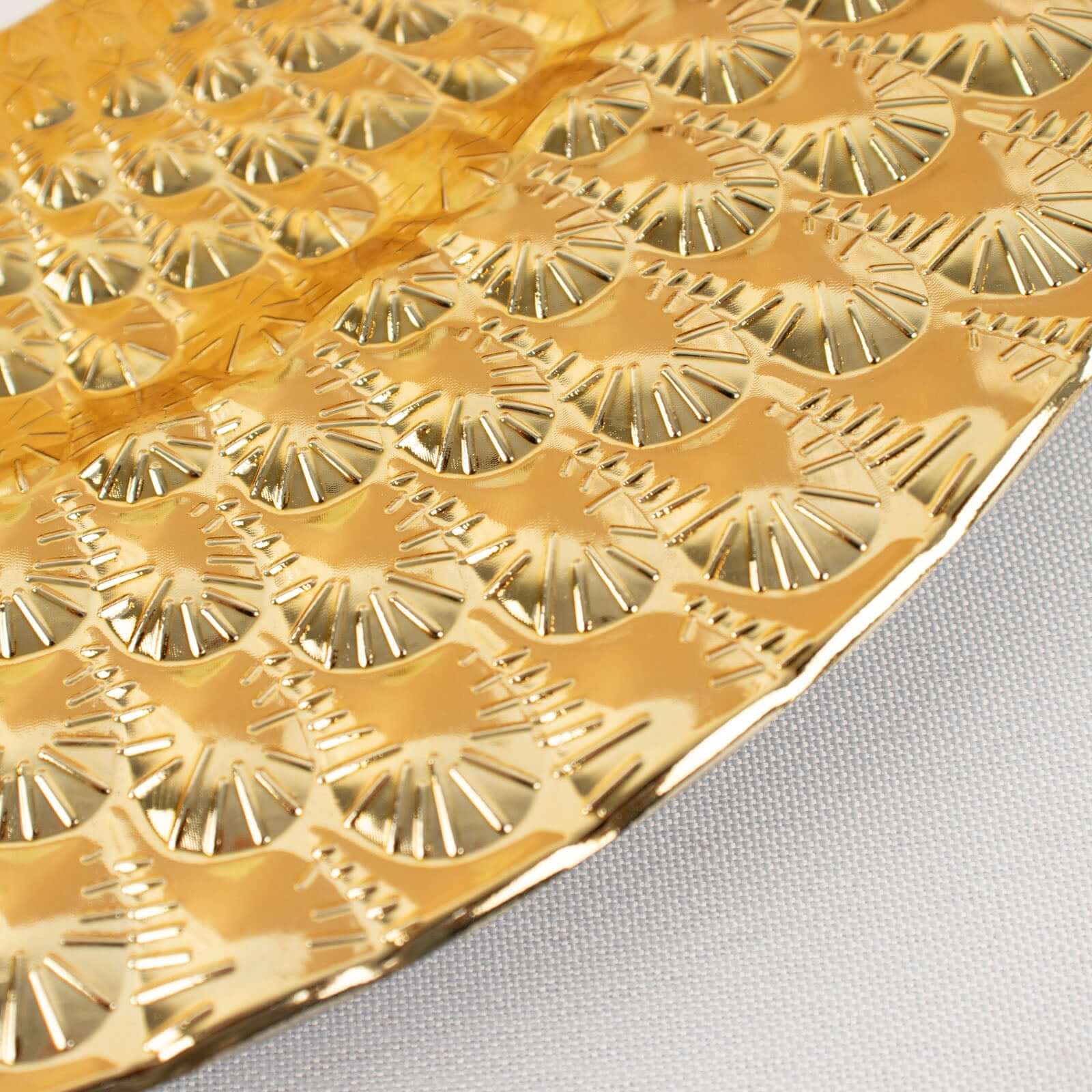 6-Pack Plastic Round Charger Plates 13" in Gold with Peacock Pattern, Exquisite Decorative Dinner Party Charger Tableware
