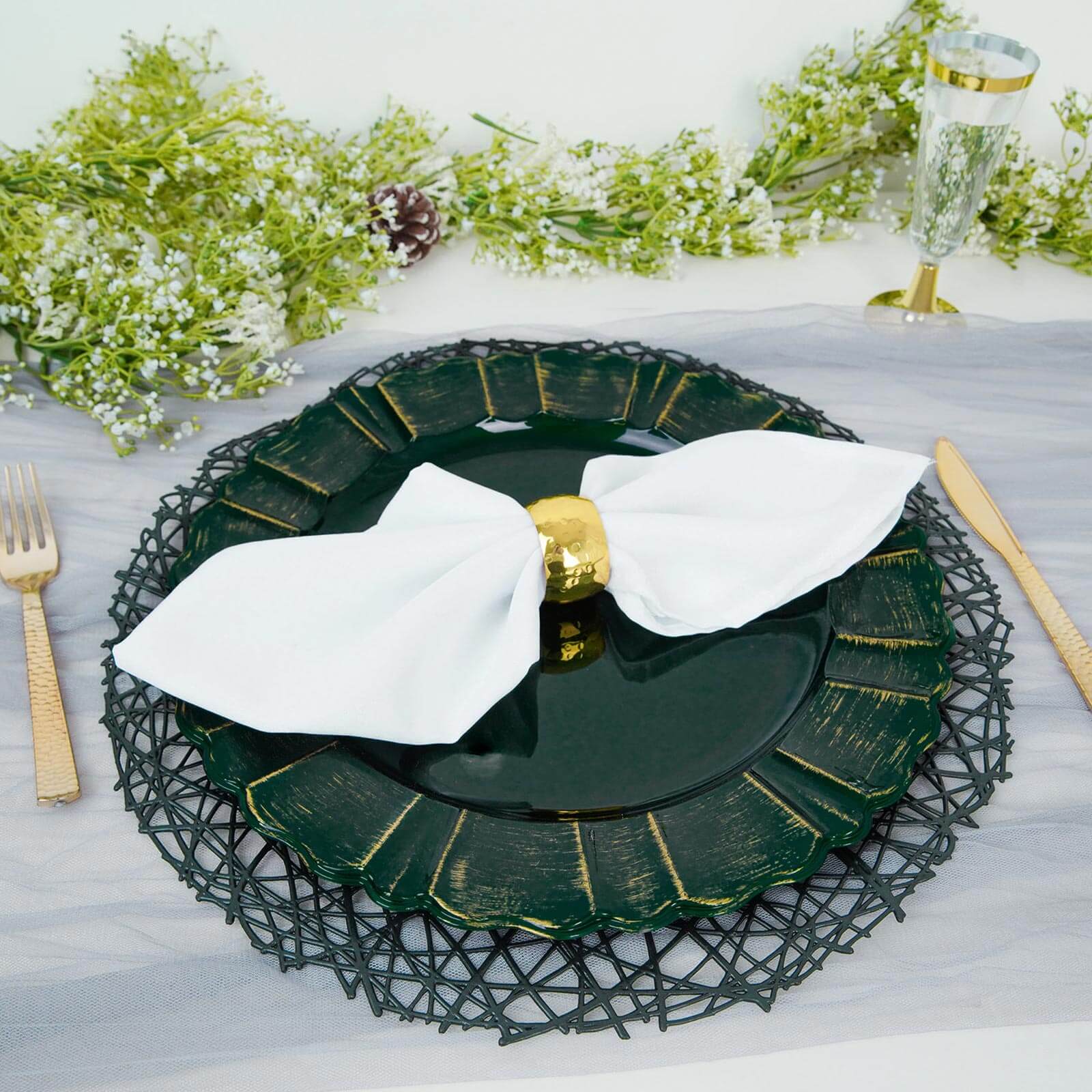 6-Pack Acrylic Plastic Round Charger Plates 13" in Hunter Emerald Green with Gold Brushed Wavy Scalloped Rim, Decorative Dinner Party Charger Tableware