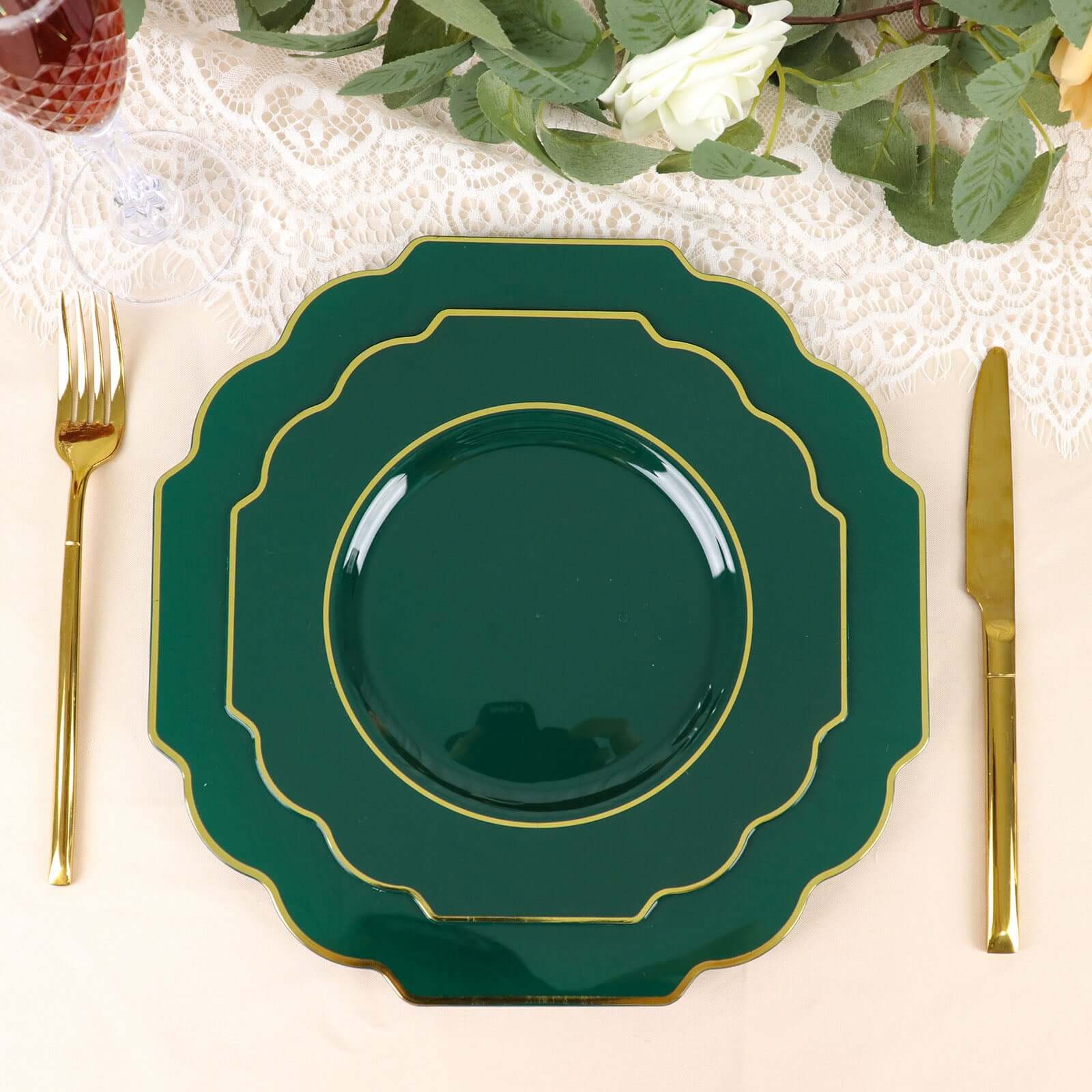 10 Pack 8" Hunter Emerald Green Hard Plastic Dessert Appetizer Plates, Disposable Tableware, Baroque Heavy Duty Salad Plates with Gold Rim