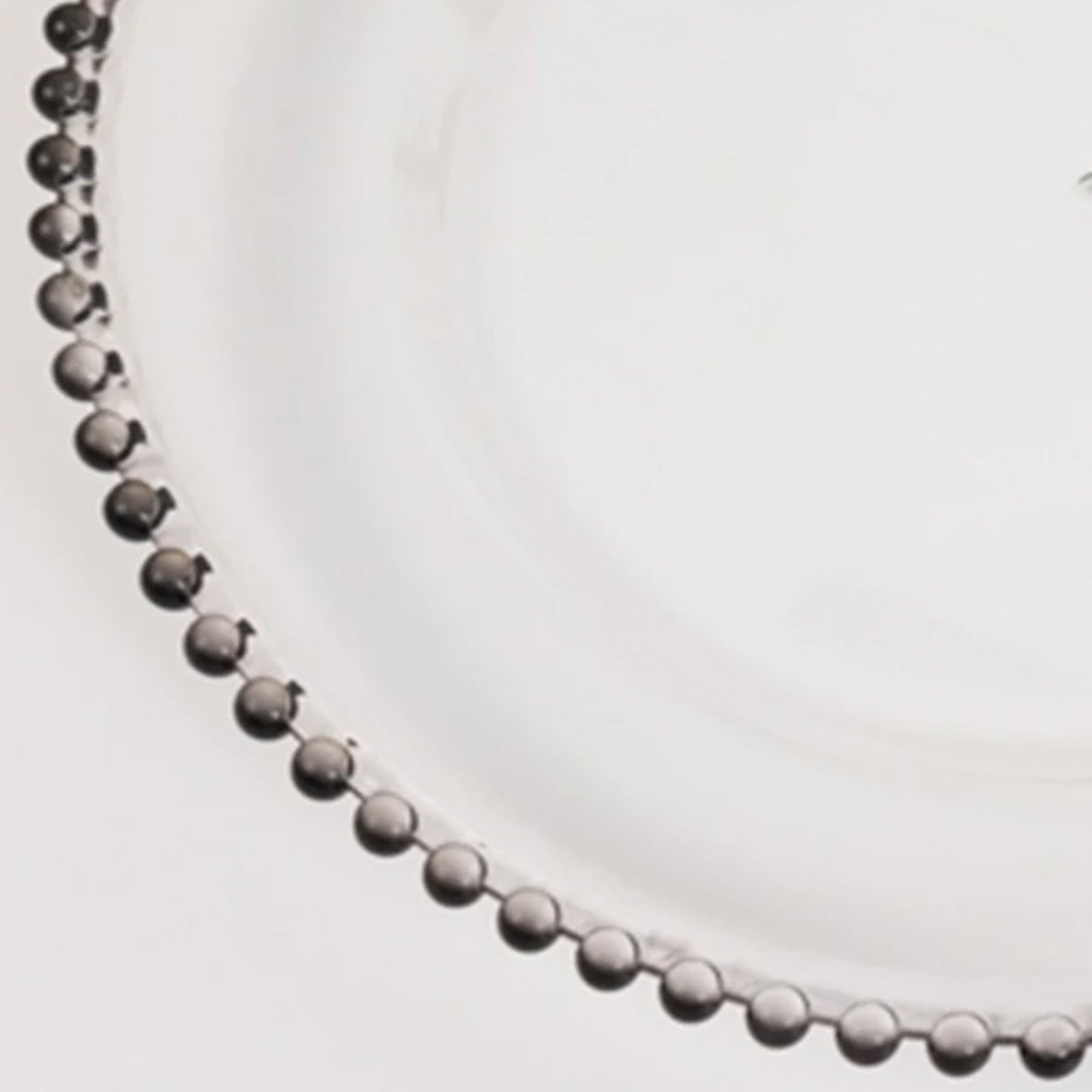6-Pack Acrylic Round Charger Plates 13" in Clear with Black Beaded Rim, Decorative Dinner Party Charger Tableware