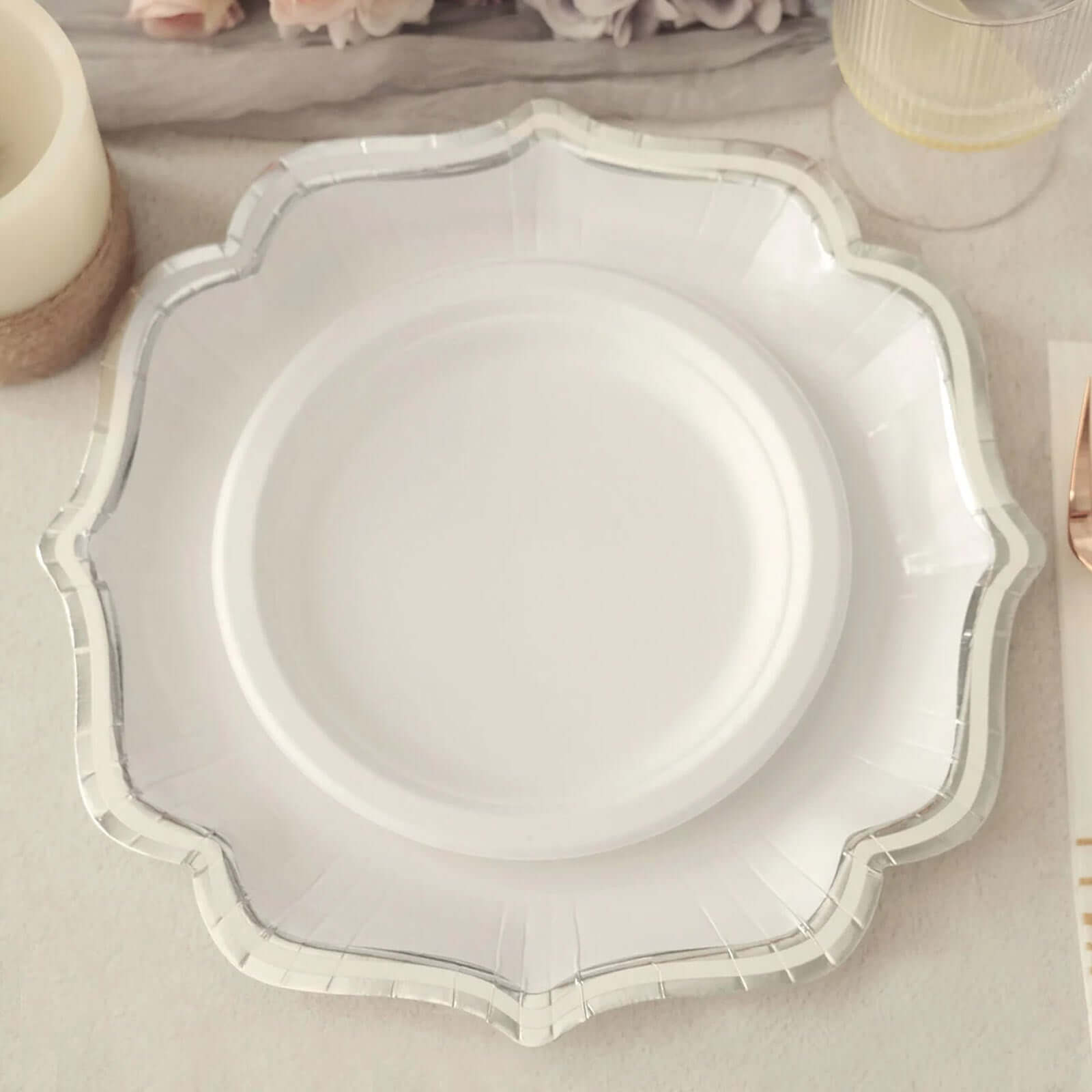 25-Pack Paper Dinner Plates in White with Silver Scallop Rim - Disposable 300GSM Party Plates 10"