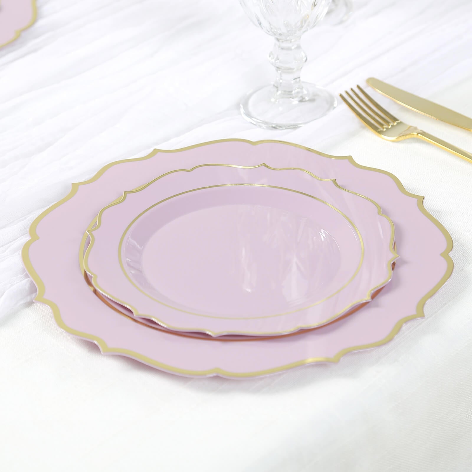 10-Pack Plastic 8" Round Desert Plates in Lavender Lilac with Gold Scalloped Rim - Disposable Appetizer/Salad Plates
