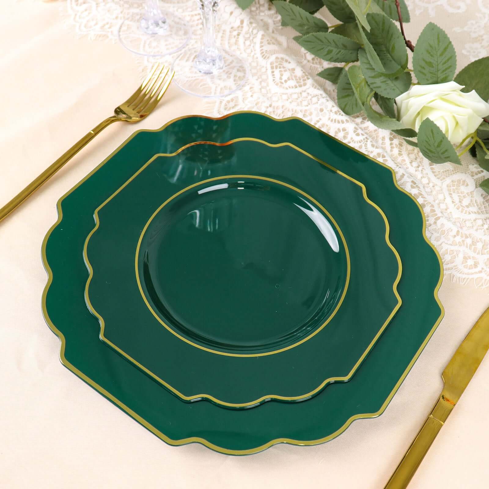 10 Pack 8" Hunter Emerald Green Hard Plastic Dessert Appetizer Plates, Disposable Tableware, Baroque Heavy Duty Salad Plates with Gold Rim