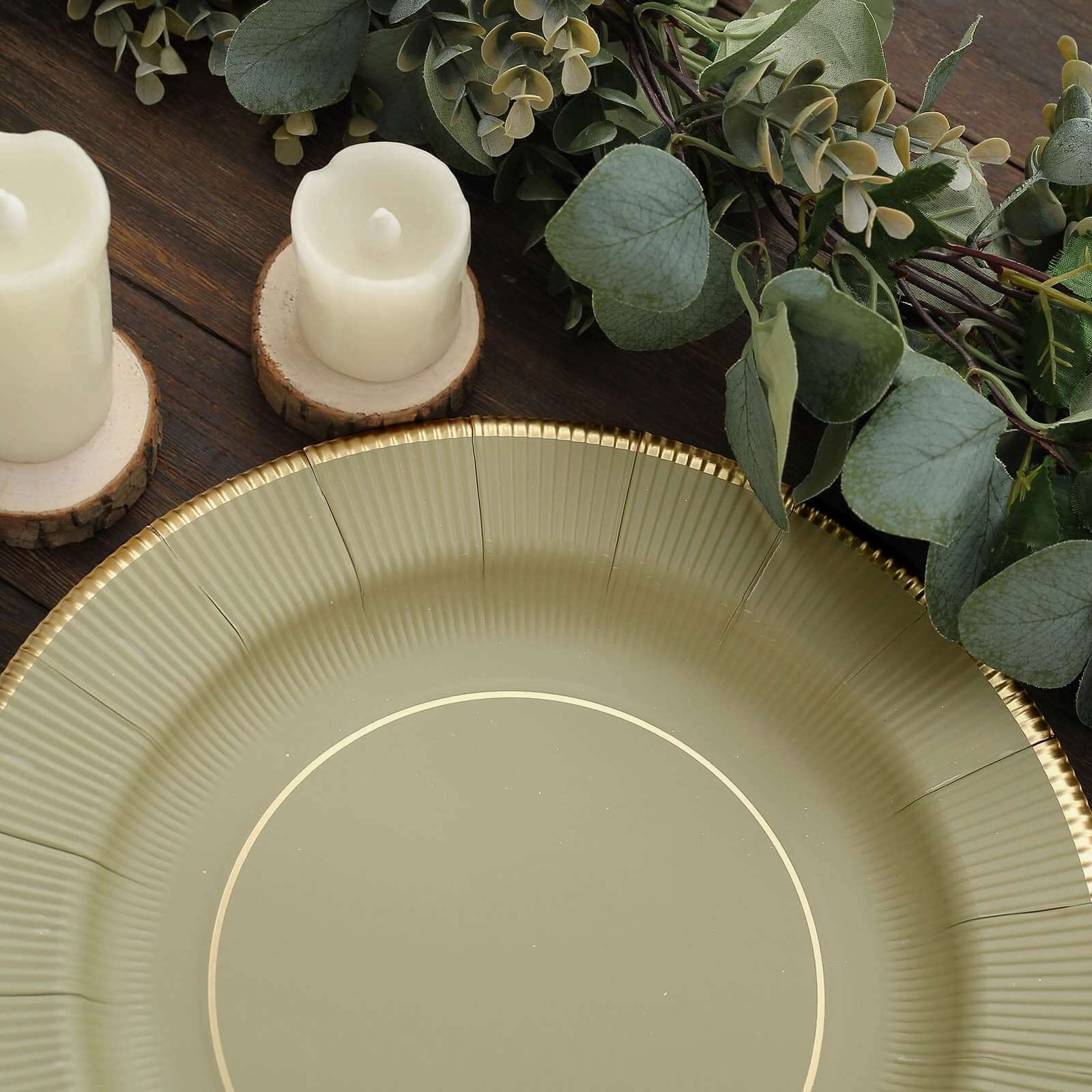25-Pack Disposable Round Charger Plates in Khaki Sunray Design with Gold Rim - 350GSM Heavy Duty Paper Chargers 13"